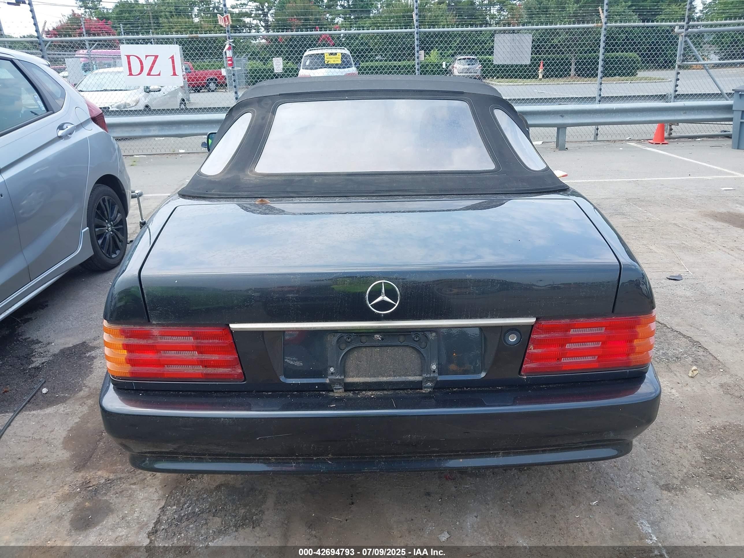 1993 Mercedes 450 Sl C Black vin: WDB1290601F062829