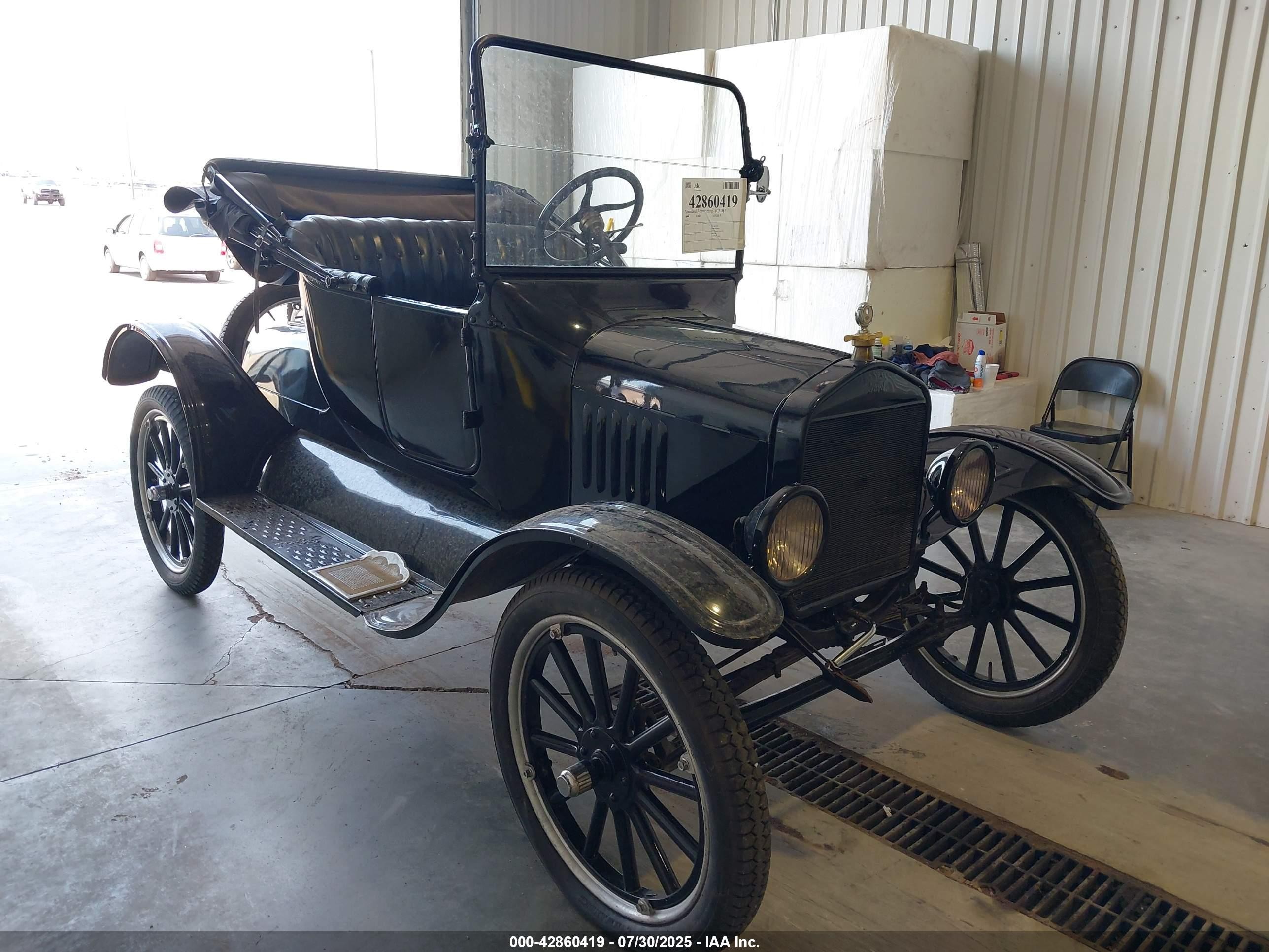 1921 Ford Model T   Black vin: ID9770COLO       