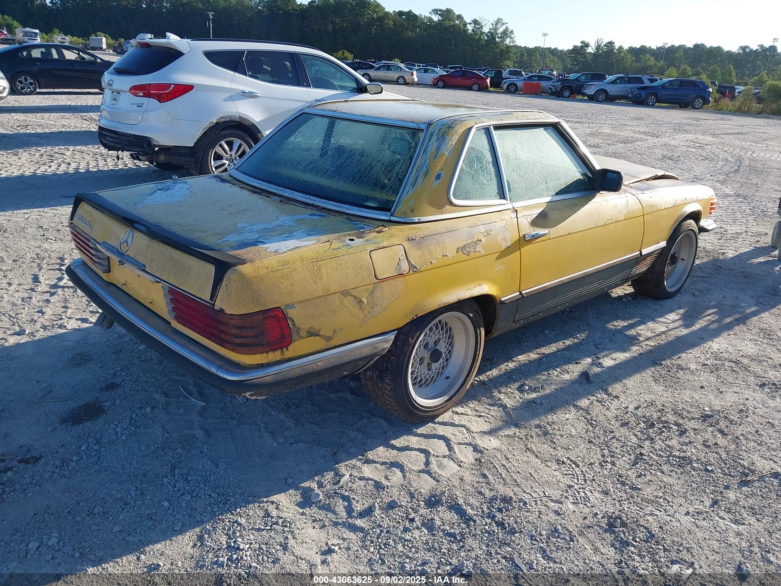 1972 Mercedes 280se   Желтый vin: 10704212002756   