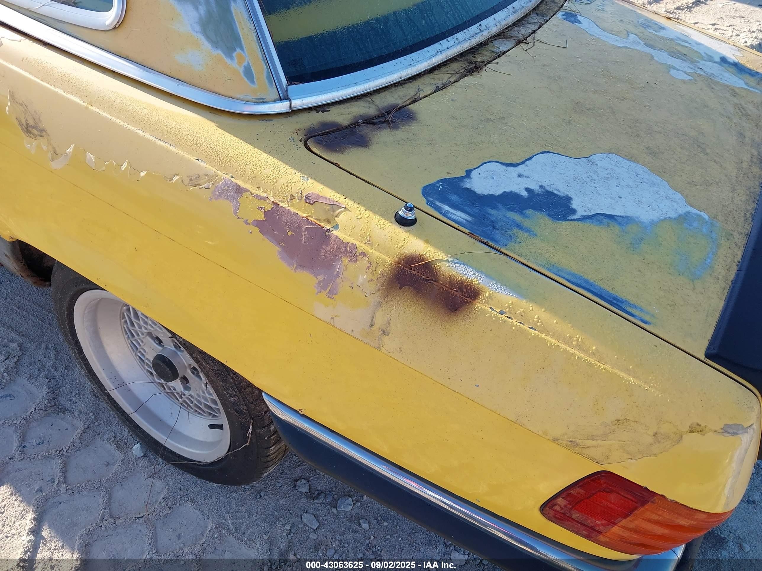1972 Mercedes 280se   Желтый vin: 10704212002756   
