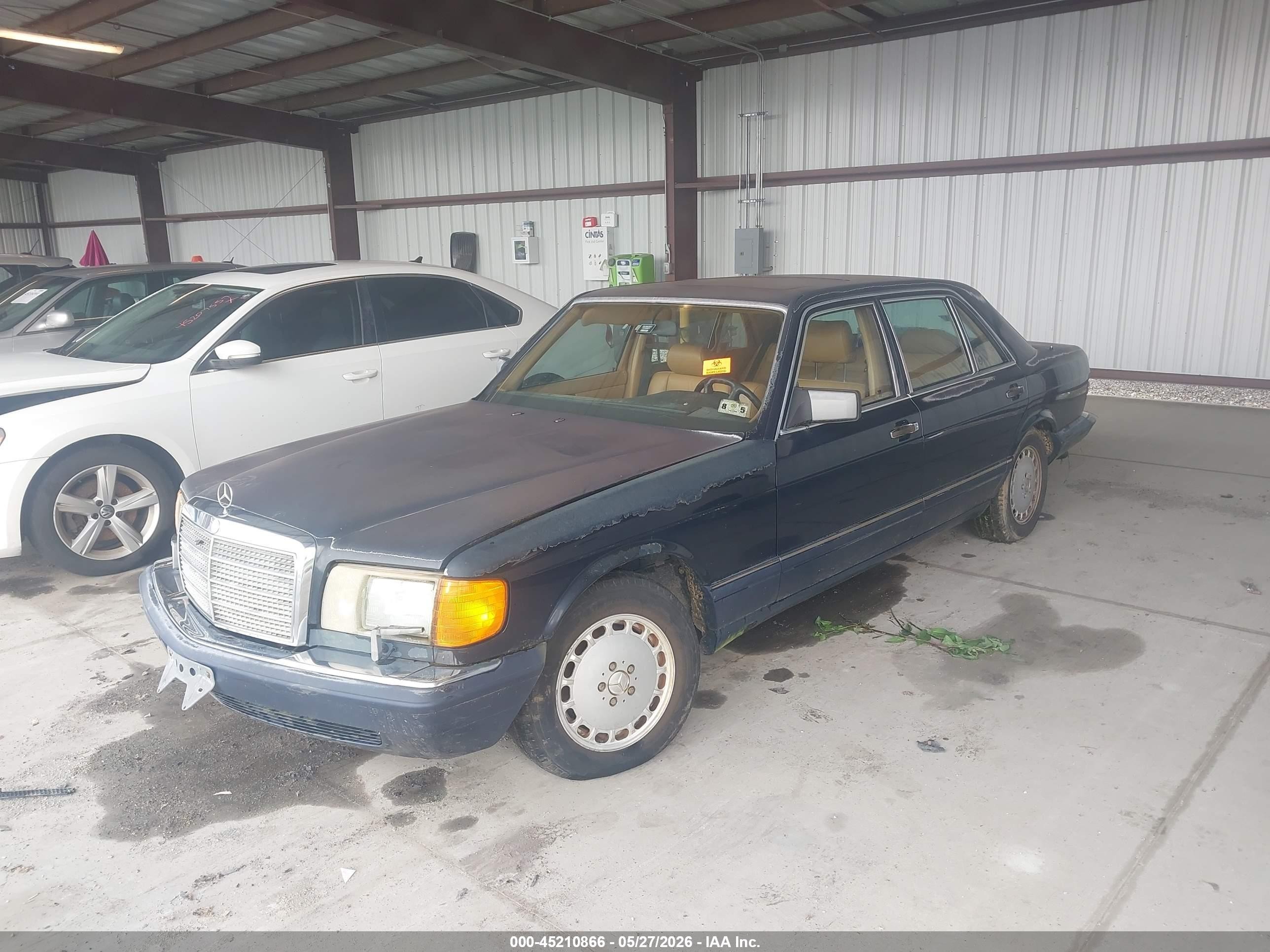 1991 Mercedes-benz 560 Sel Blue vin: WDBCA39E7MA565502