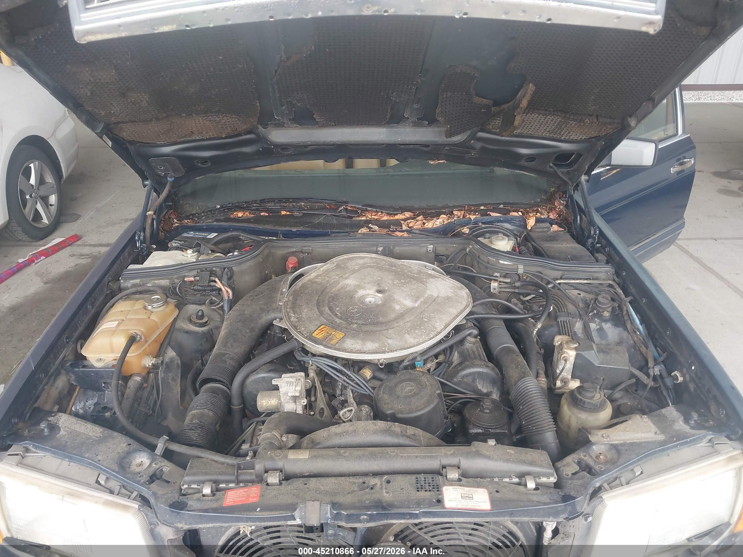 1991 Mercedes-benz 560 Sel Blue vin: WDBCA39E7MA565502
