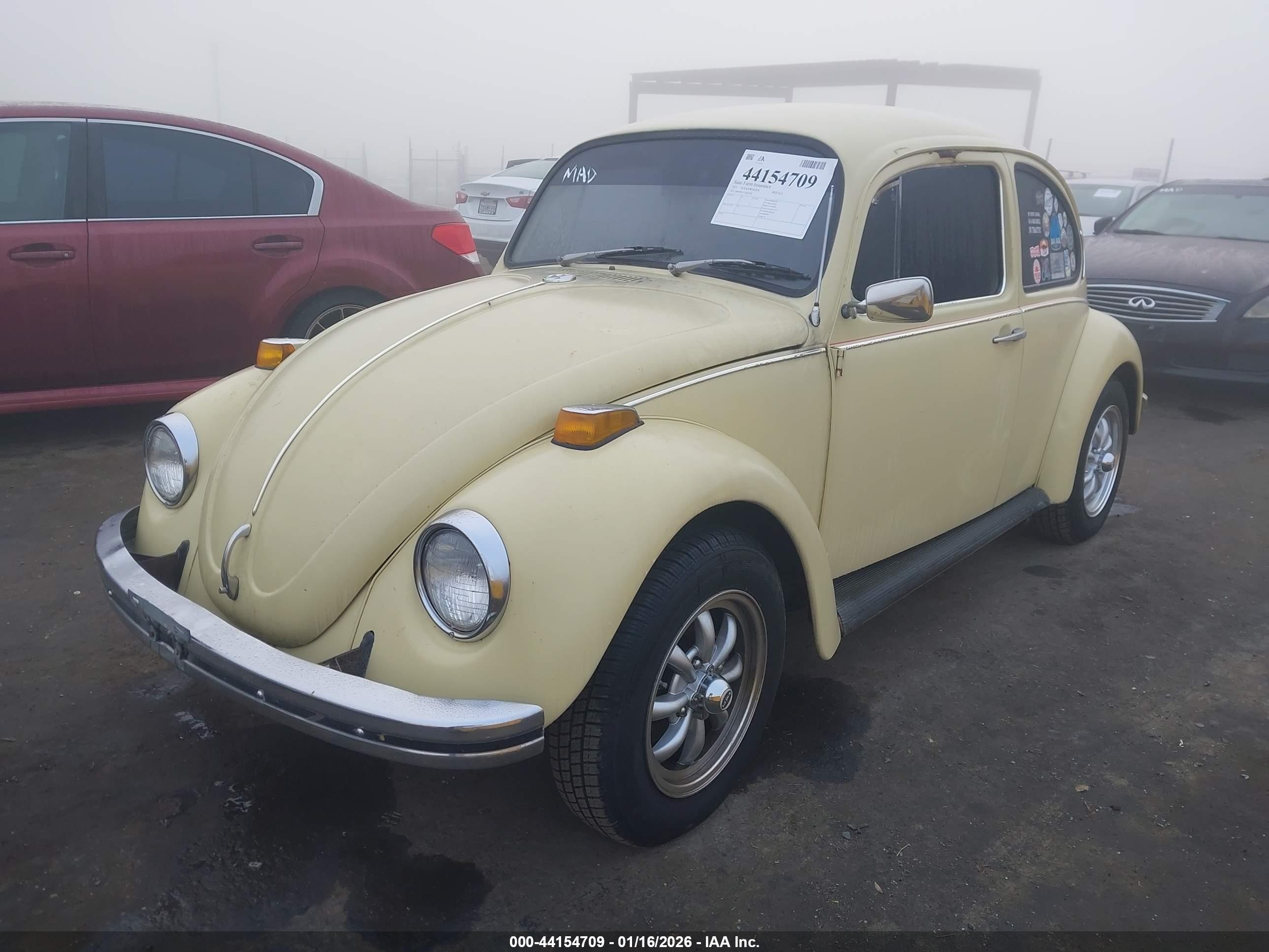 1971 Volkswagen Beetle   Yellow vin: 00000001112021096