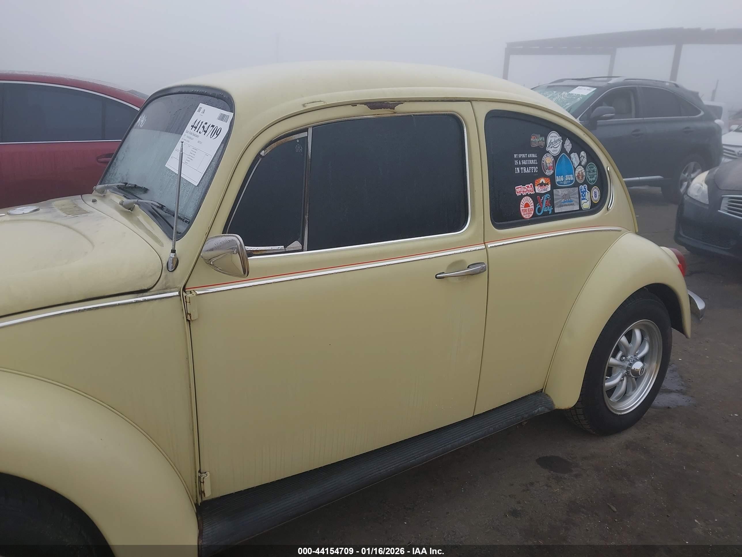 1971 Volkswagen Beetle   Yellow vin: 00000001112021096