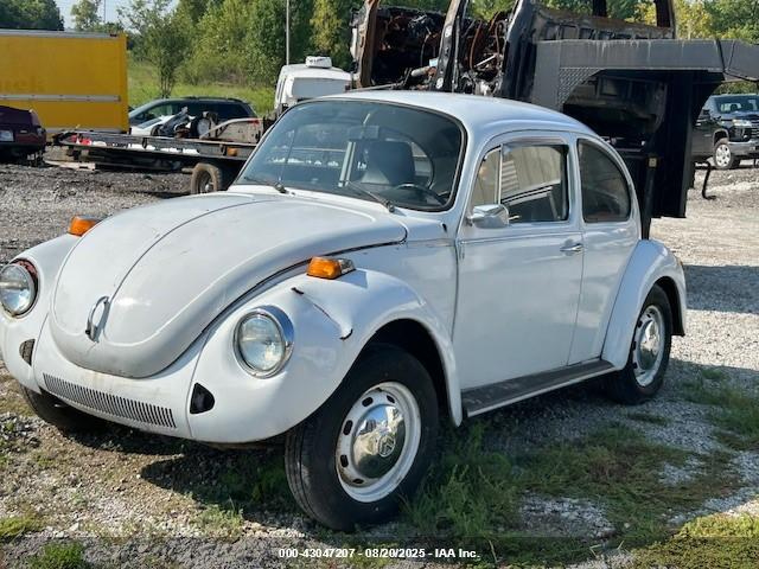 1974 Volkswagen Beetle   White vin: 00000001342087309