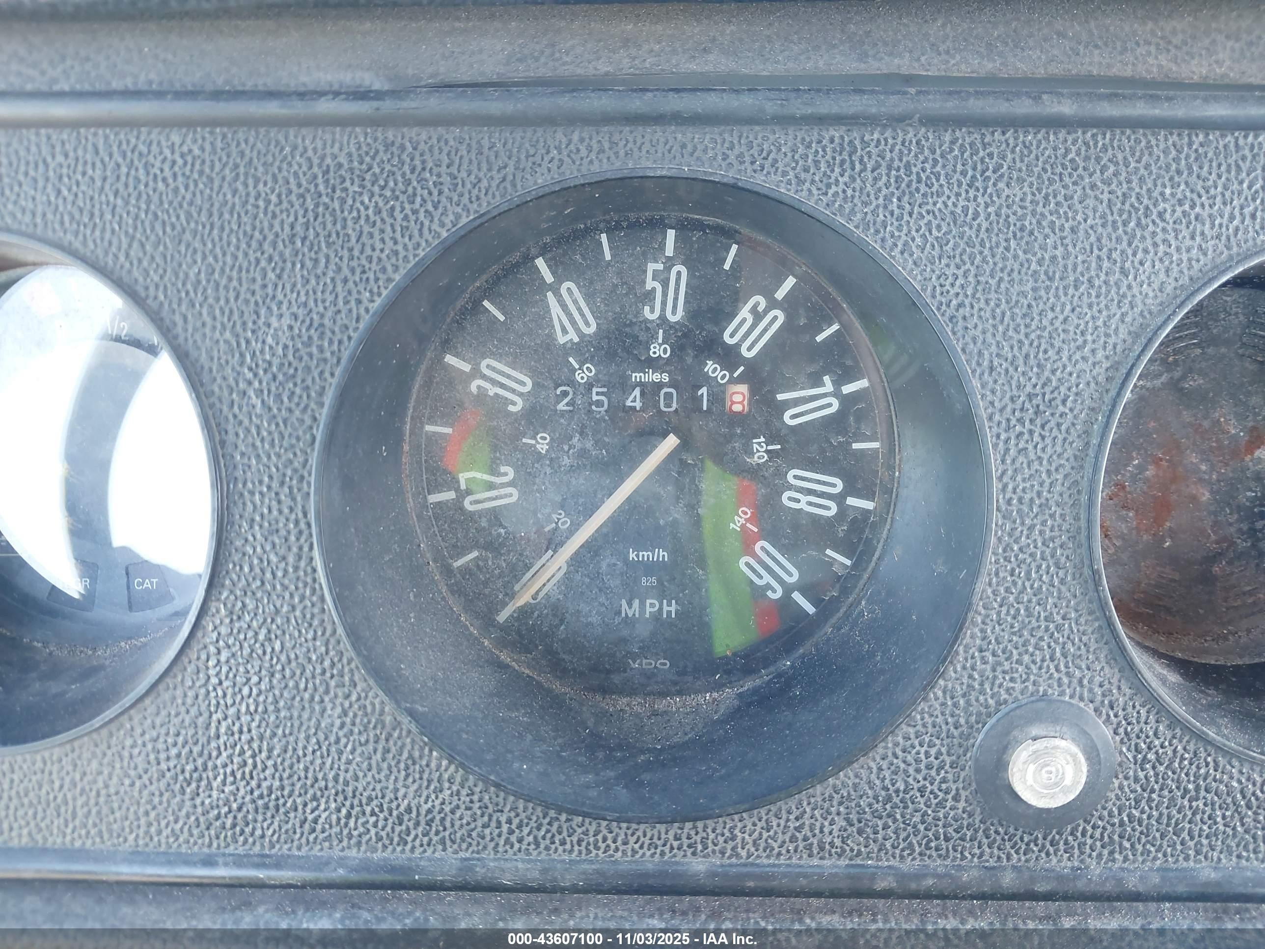 1977 Volkswagen Transporter   Blue vin: 00000002372084507
