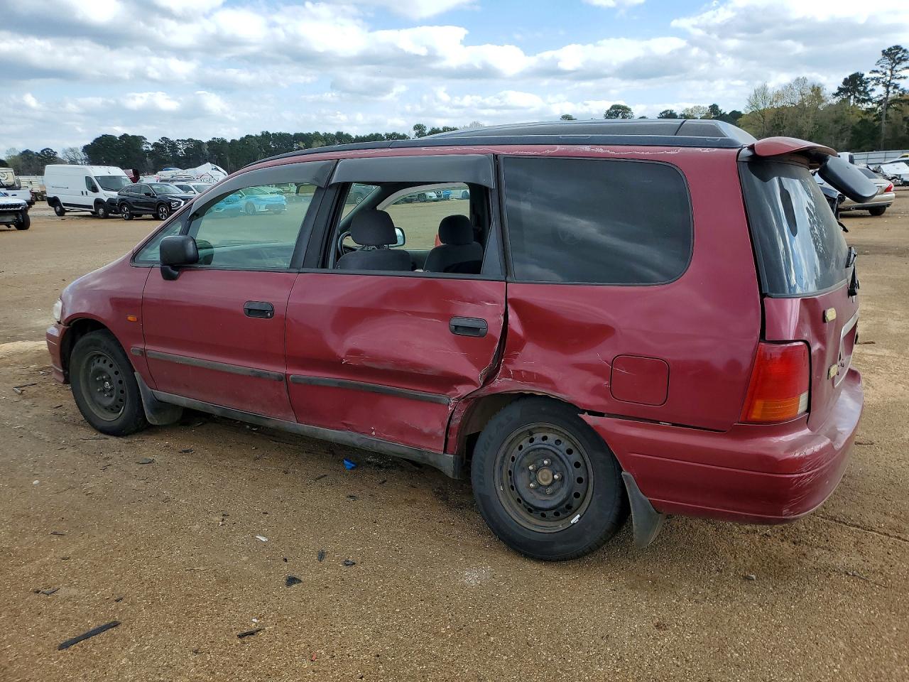 1996 Honda Odessey Exl Burgundy vin: RA11118626