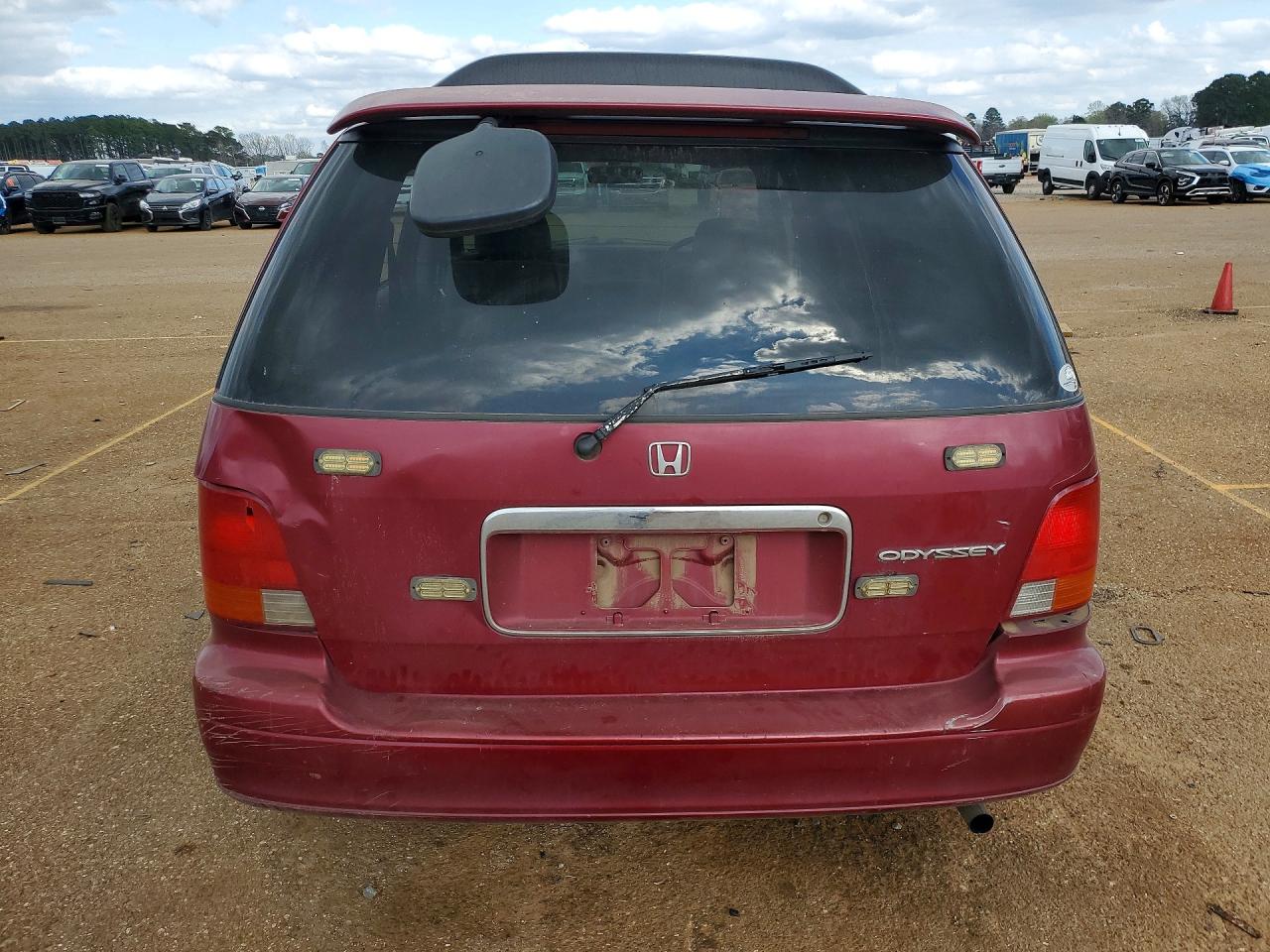1996 Honda Odessey Exl Burgundy vin: RA11118626