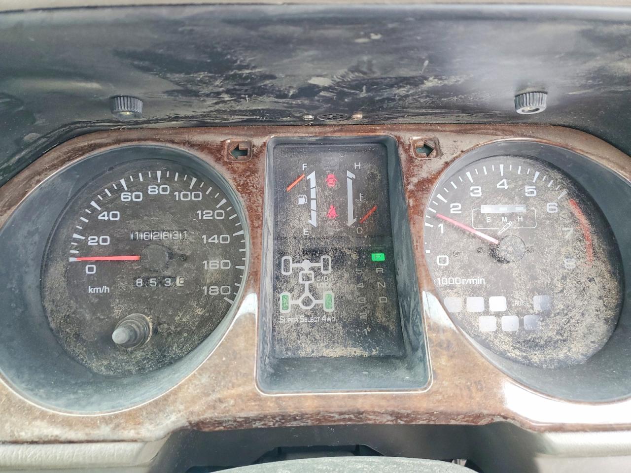 1997 Mitsubishi Montero Maroon vin: 0000000V454402164