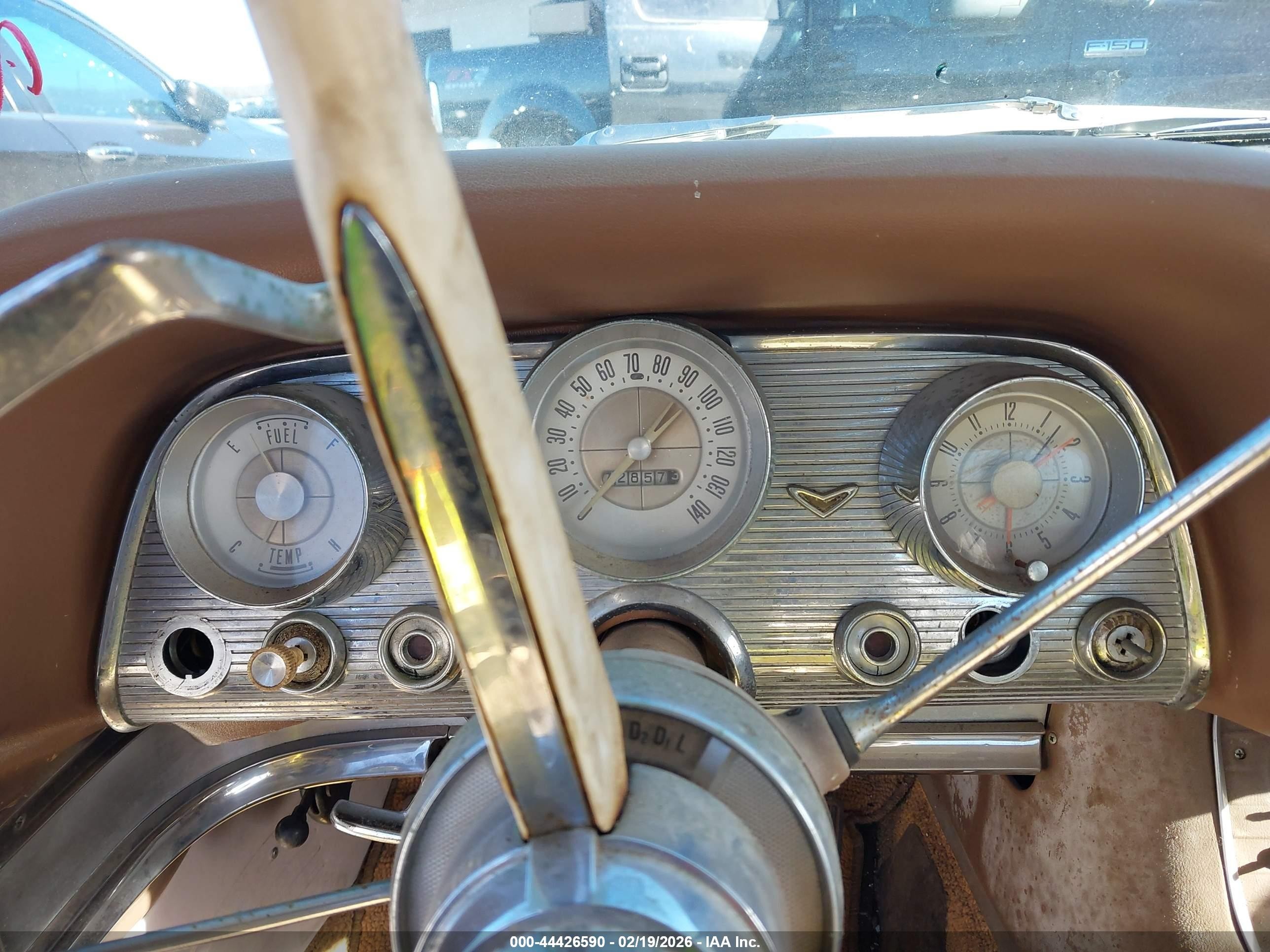 1960 Ford Thunderbird   White vin: 0000000Y71Y192808