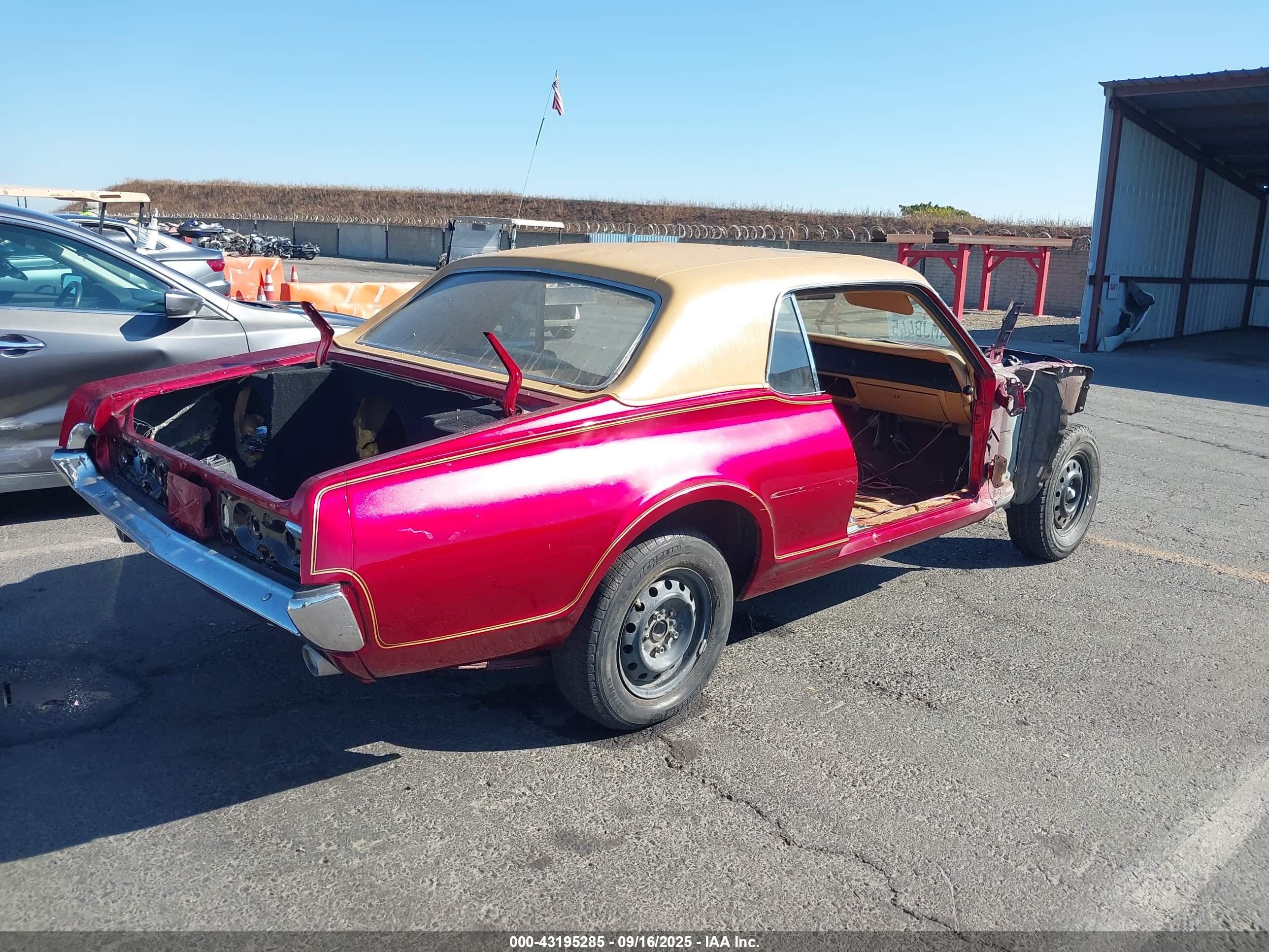 1967 Mercury Cougar   Темно-бордовый vin: 7F91C629927      
