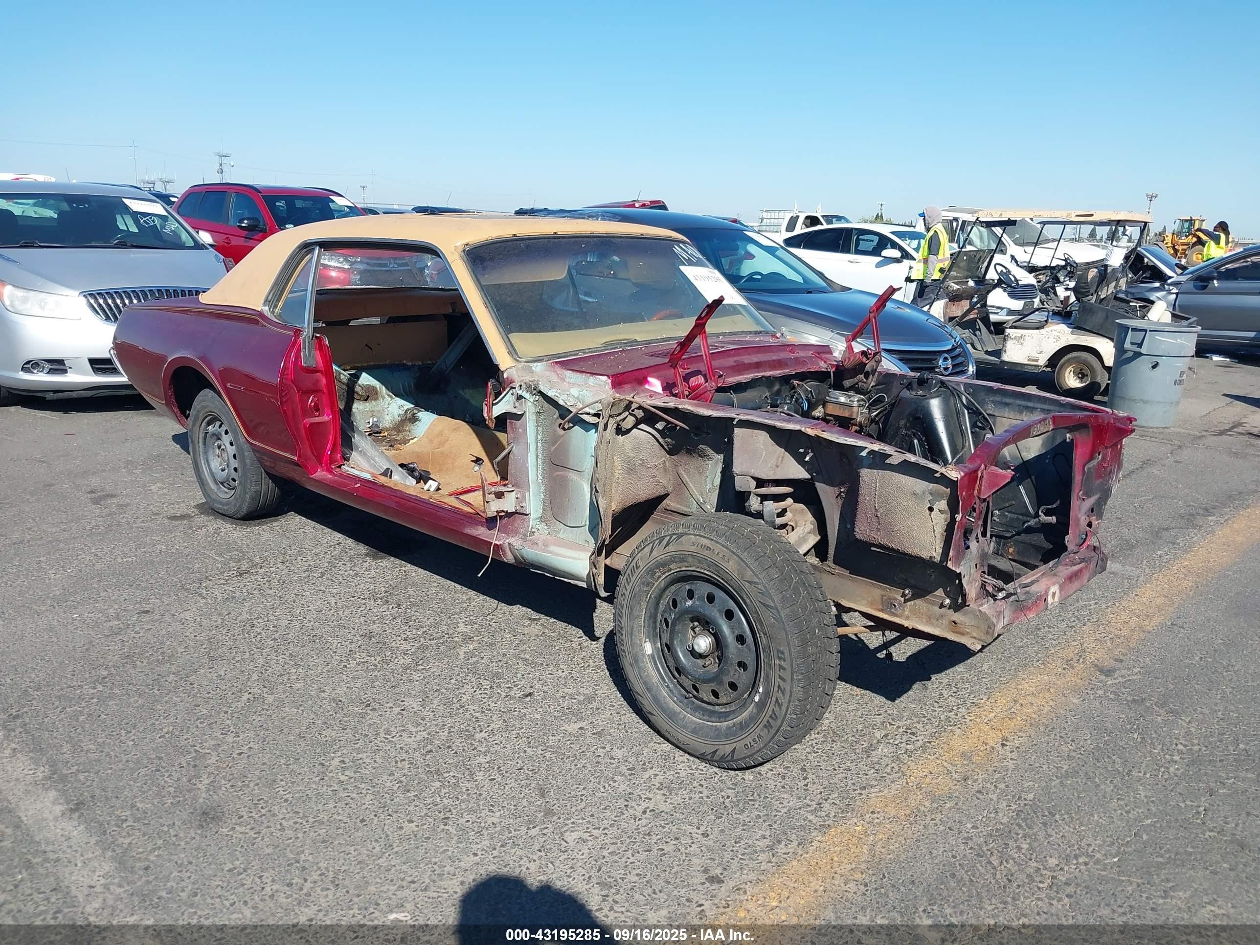 1967 Mercury Cougar   Темно-бордовый vin: 7F91C629927      