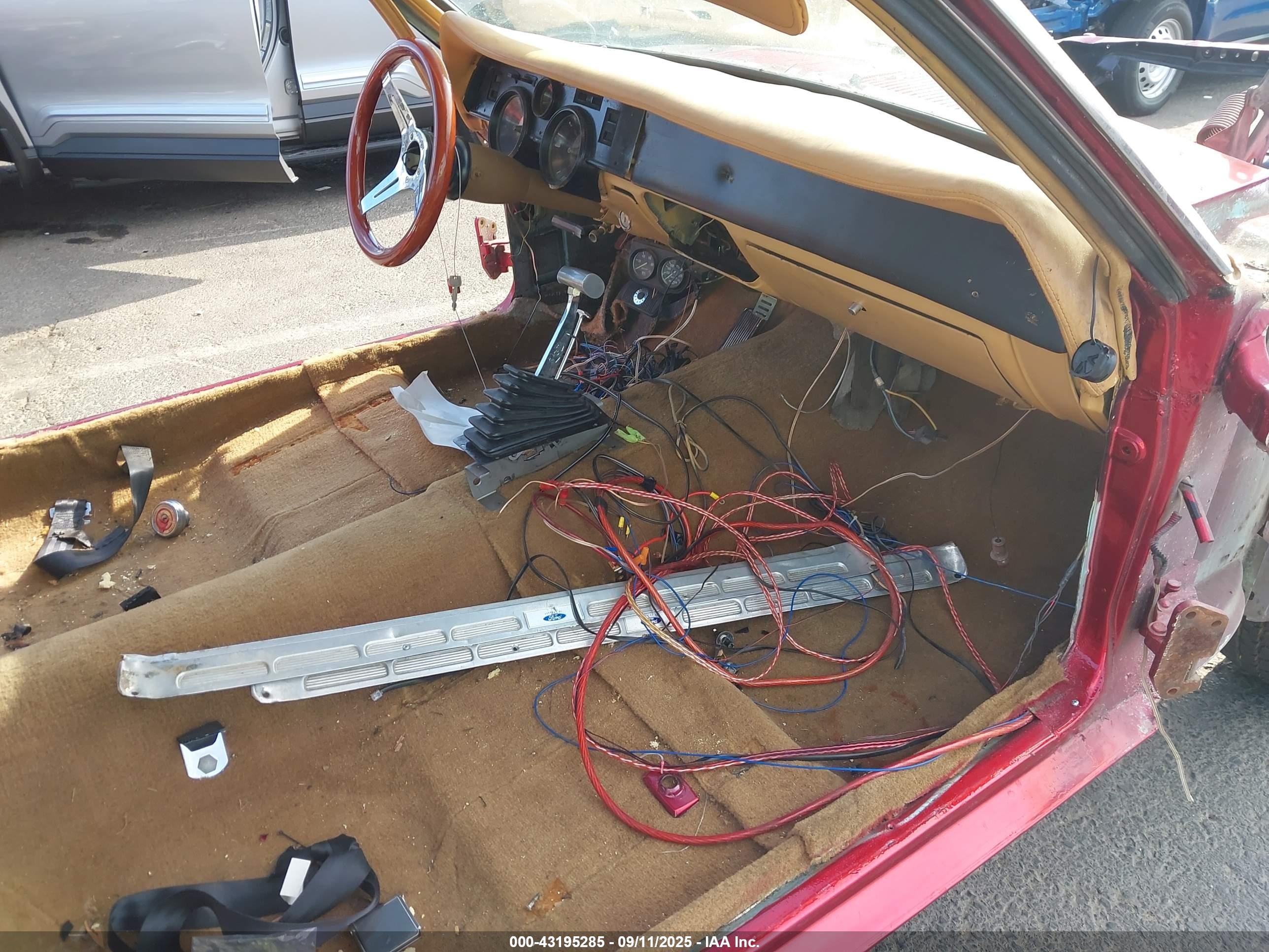 1967 Mercury Cougar   Темно-бордовый vin: 7F91C629927      