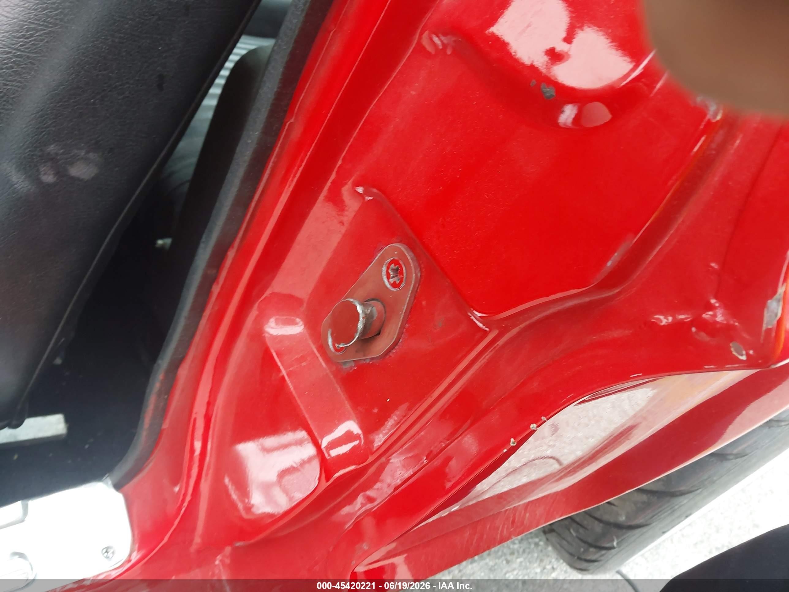 1968 Ford Mustang   Red vin: 0000008T02C107097