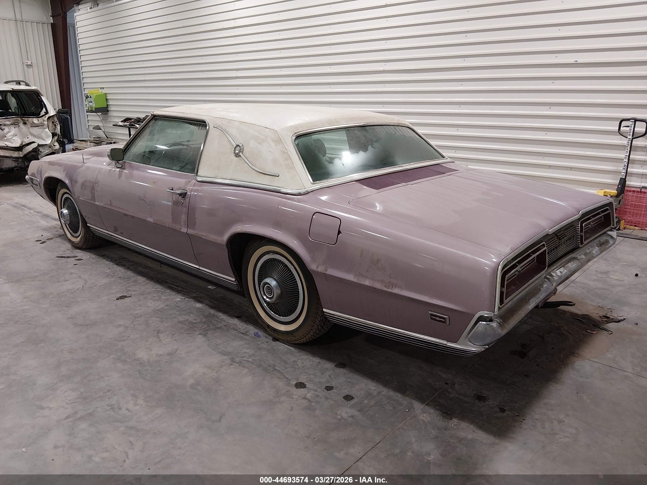 1969 Ford Thunderbird   Purple vin: 0000009J84N104152