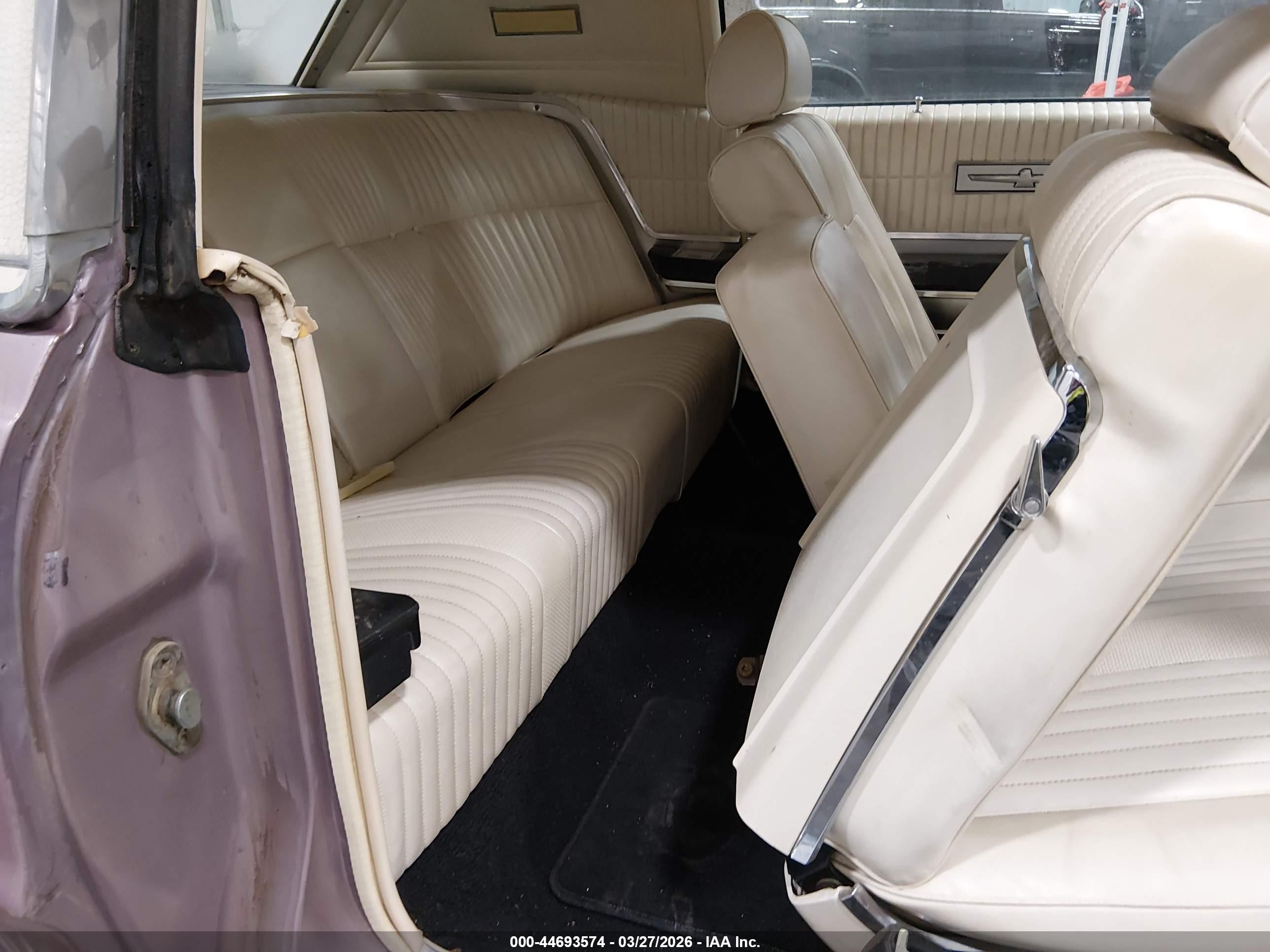 1969 Ford Thunderbird   Purple vin: 0000009J84N104152