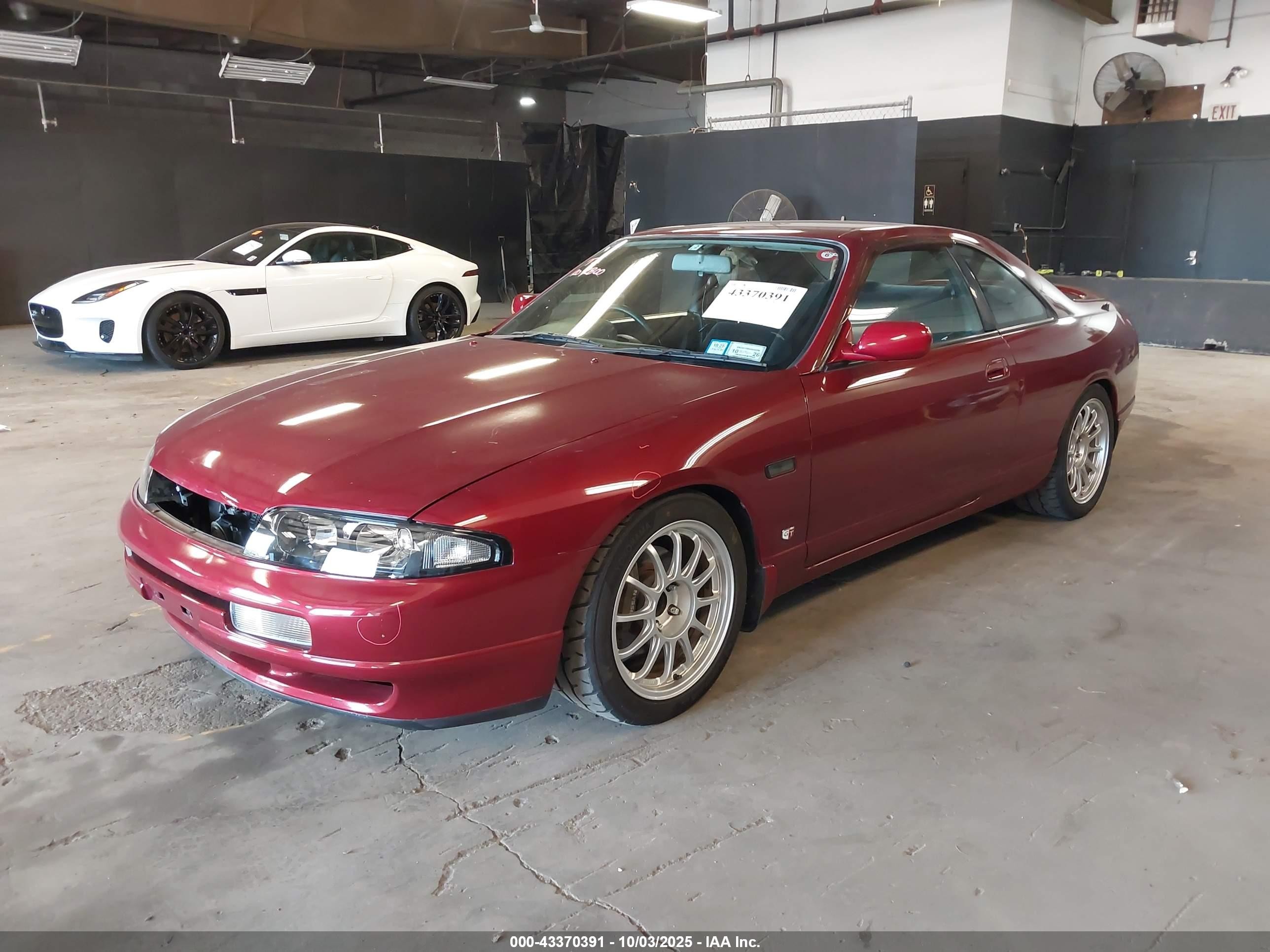 1995 Nissan Skyline   Red vin: 000000ECR33053904