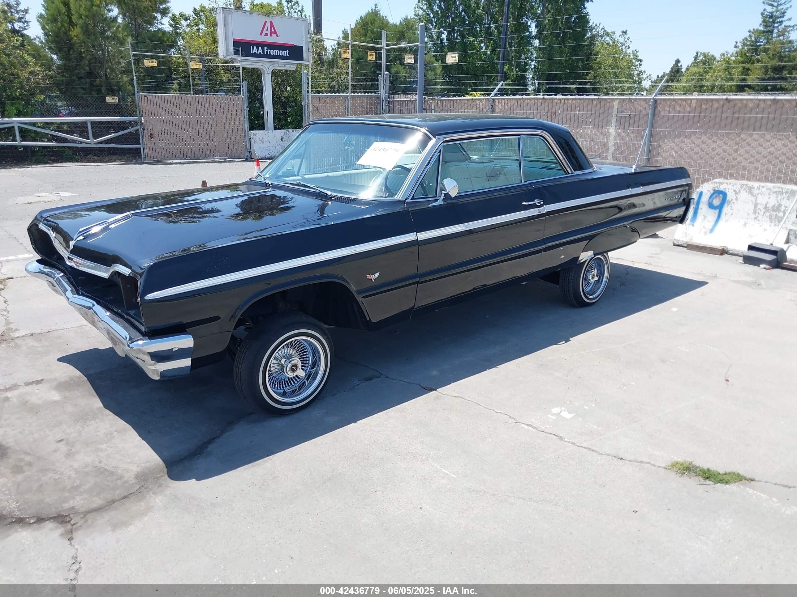 1964 Chevrolet Impala   Черный vin: 41447U113744     