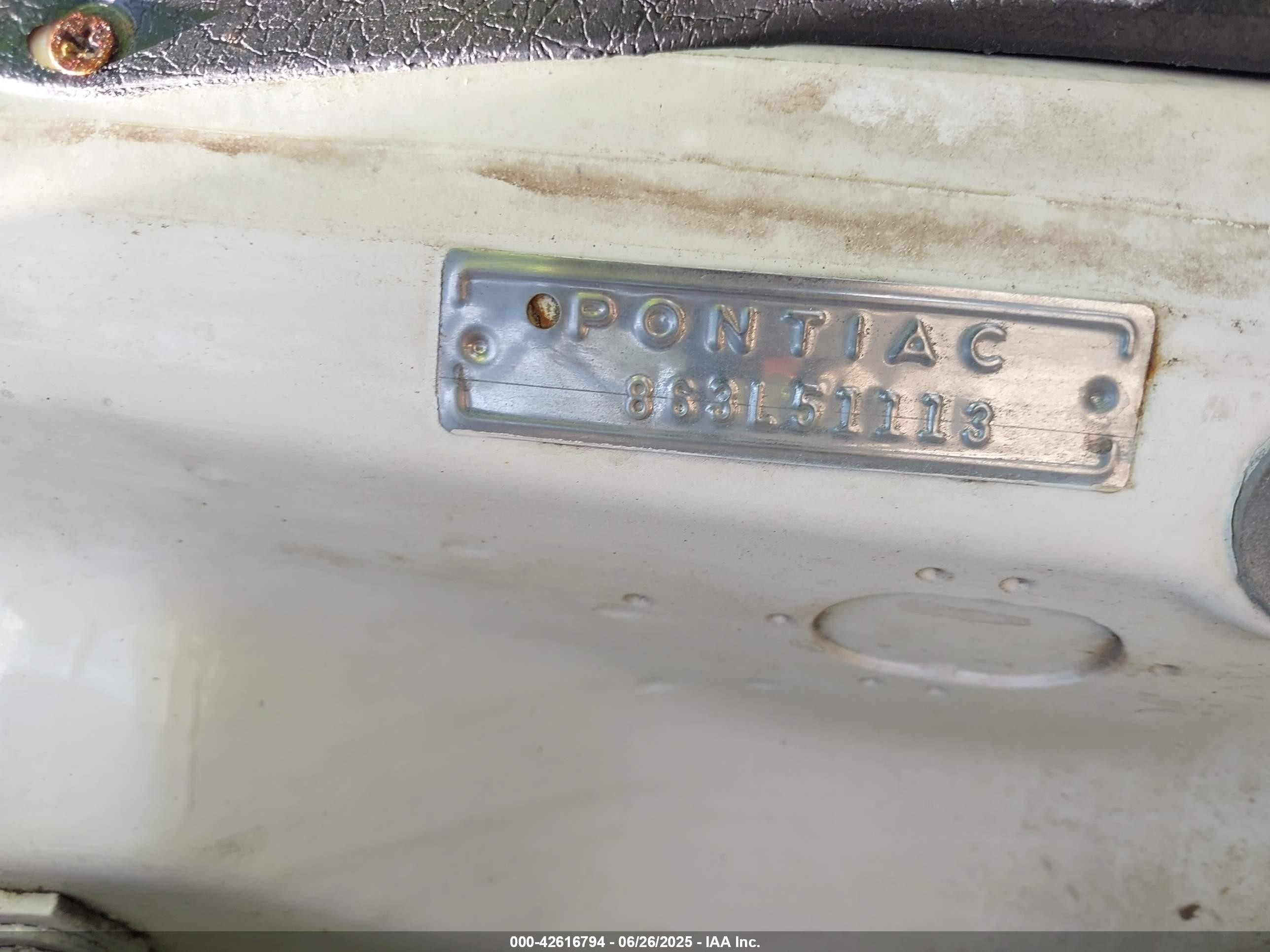 1963 Pontiac Bonneville Can   White vin: 00000863L51113   