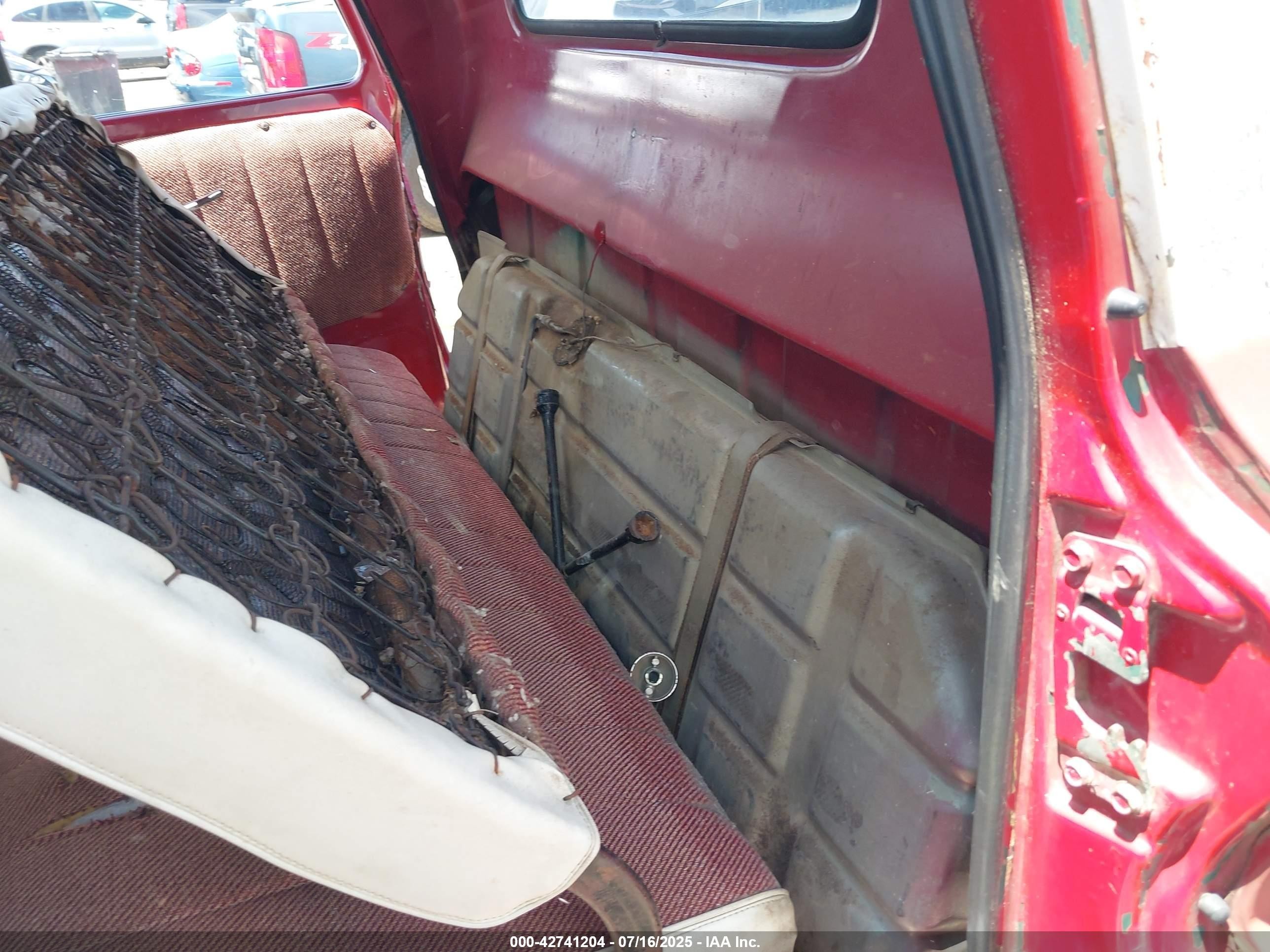 1966 Chev C10   Red vin: 00000C1546B123017