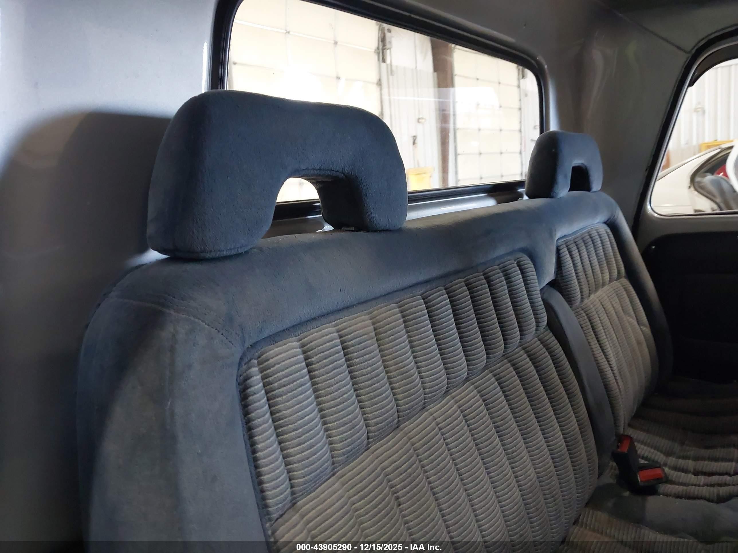 1965 Chev C10   Серебряный vin: 00000C2545Z141325