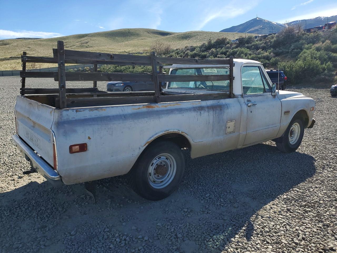 1968 Gmc Truck Two Tone vin: 00000CE20DZB22007