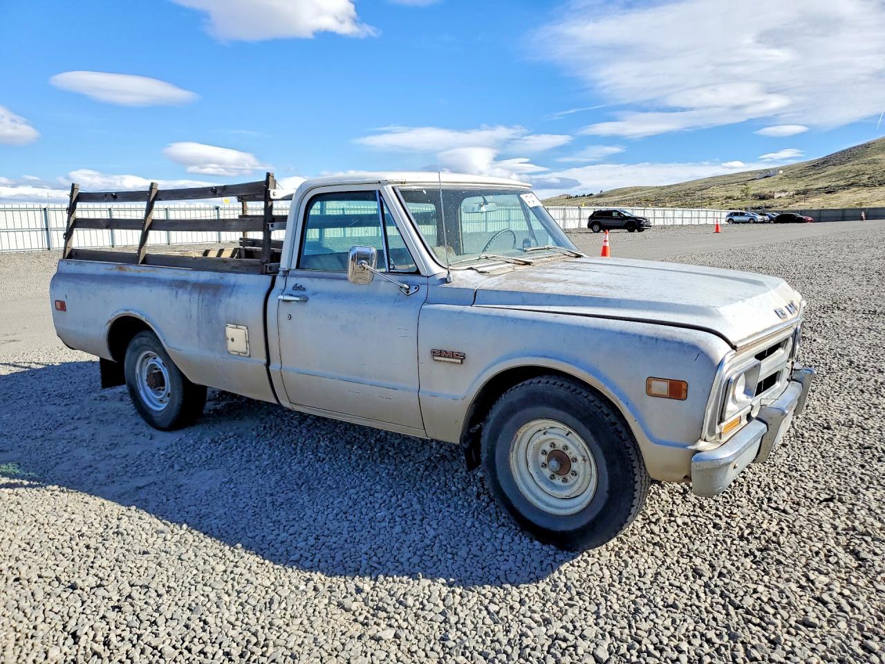 1968 Gmc Truck Two Tone vin: 00000CE20DZB22007