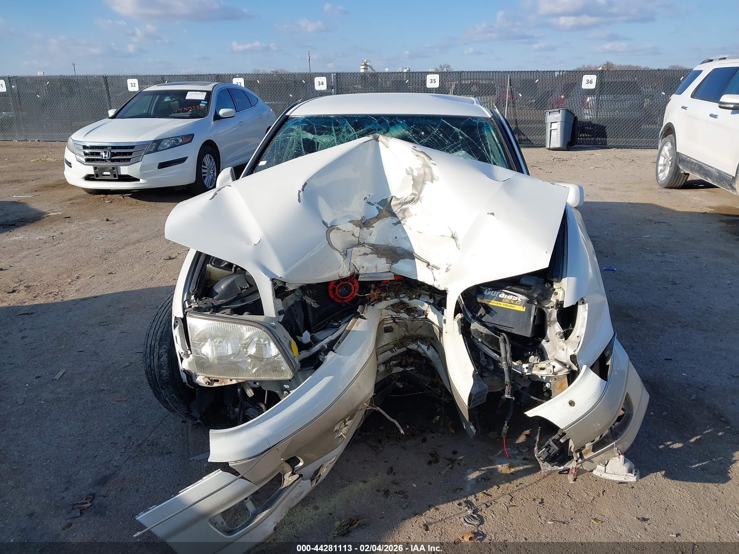 1998 Toyota Celsior   White vin: 00000UCF210084215