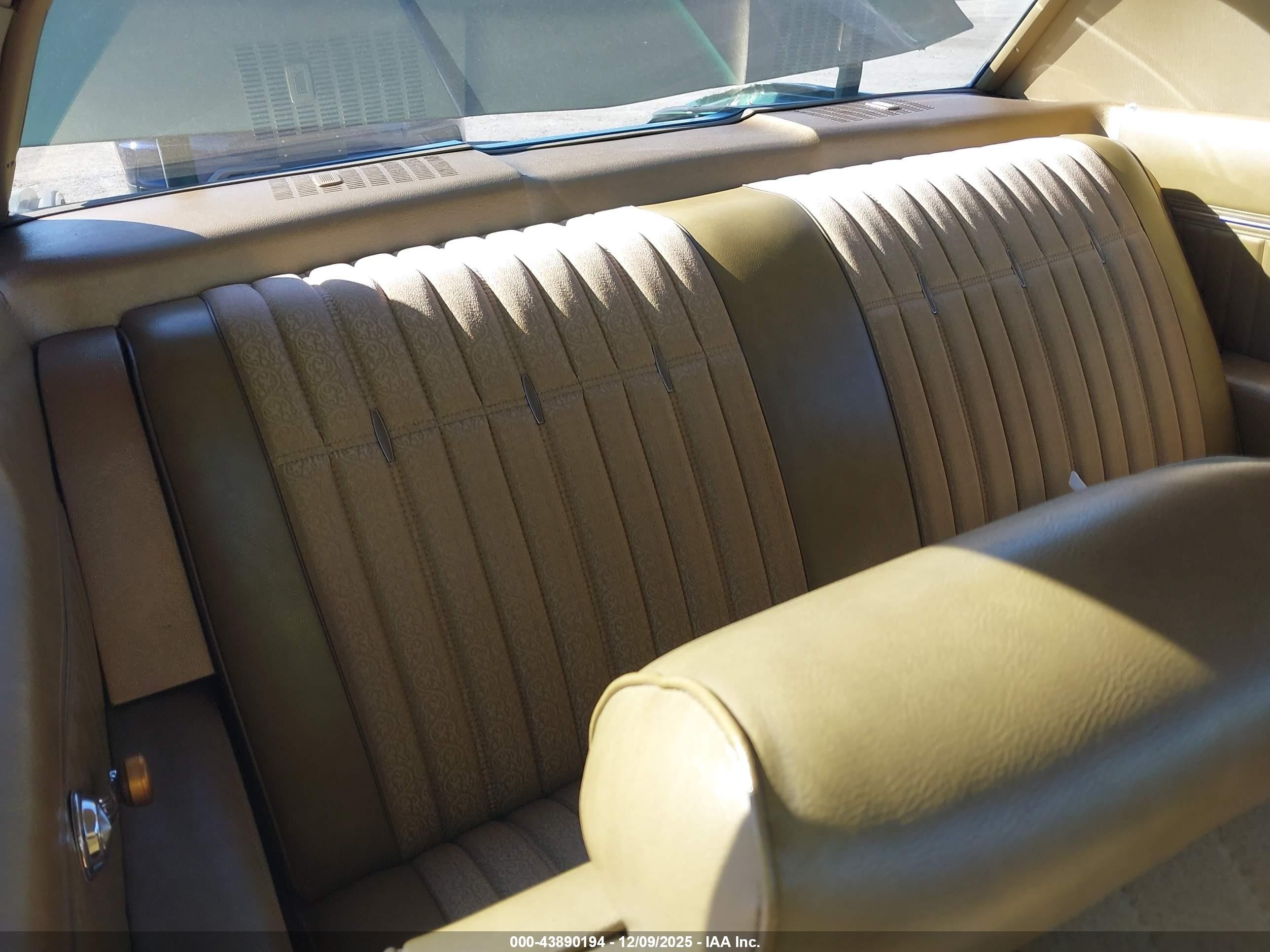 1969 Chevrolet Impala   Зеленый vin: 164479R011505    