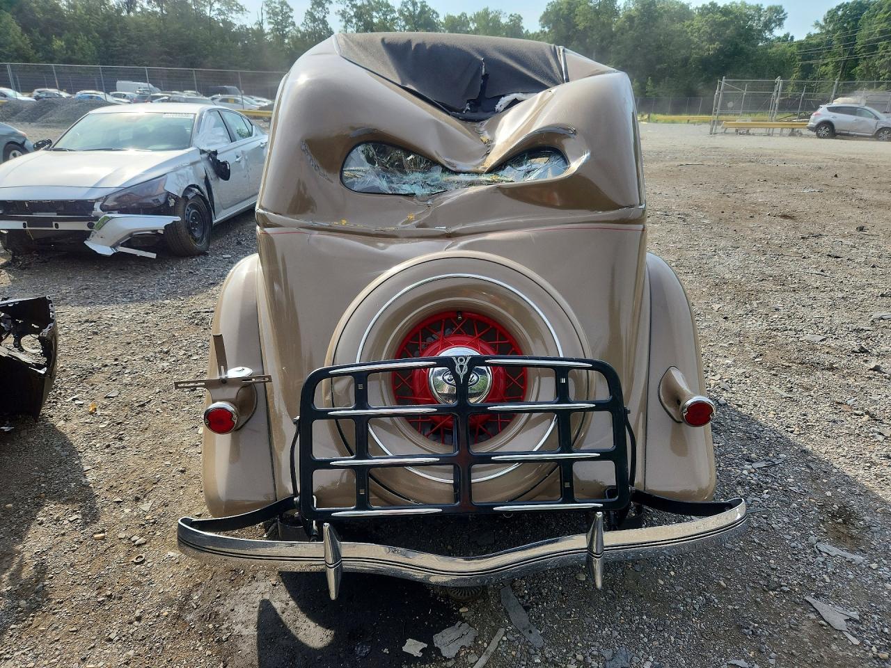 1935 Ford Other Tan vin: 0000182073744