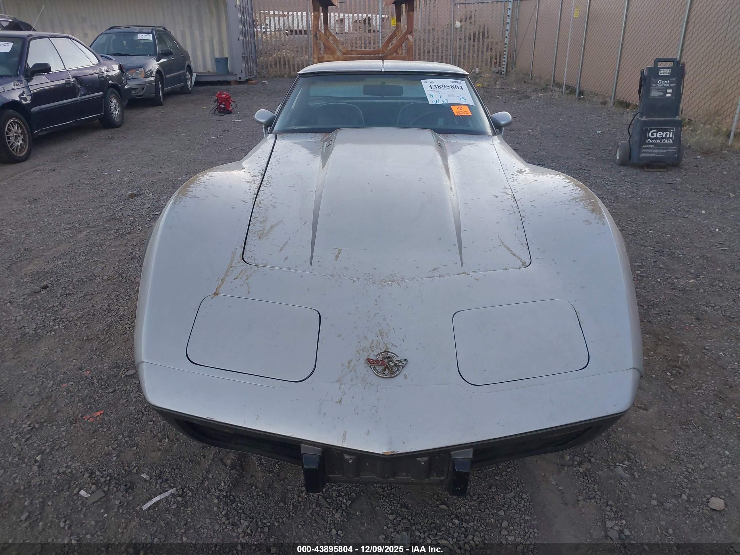 1978 Chevrolet Corvette   Серебряный vin: 1Z8748S426162    