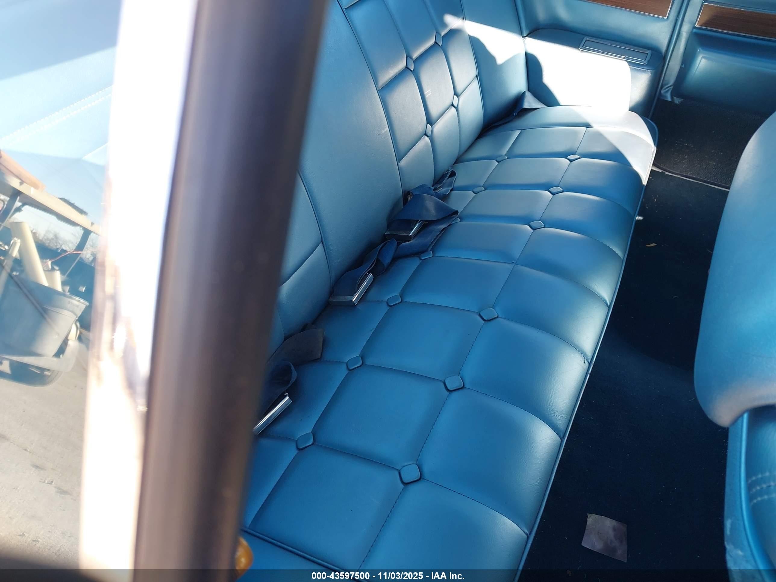 1969 Buick Riviera   Light Blue vin: 0000494879H919909