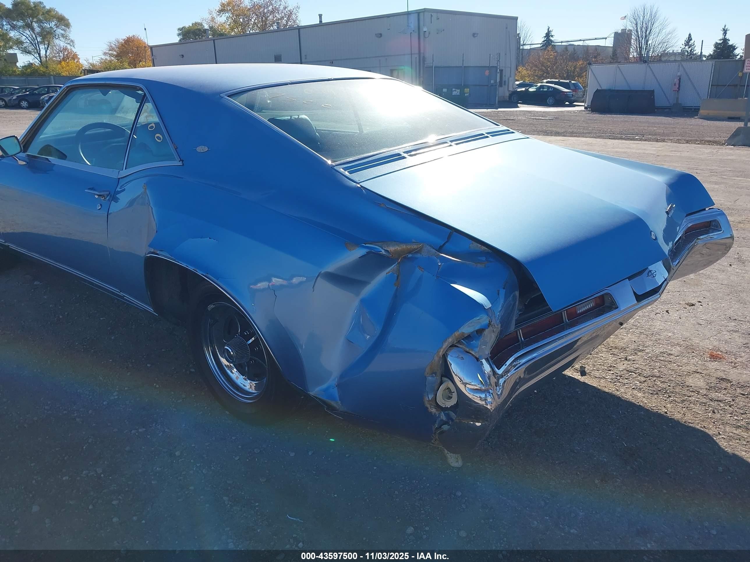 1969 Buick Riviera   Light Blue vin: 0000494879H919909