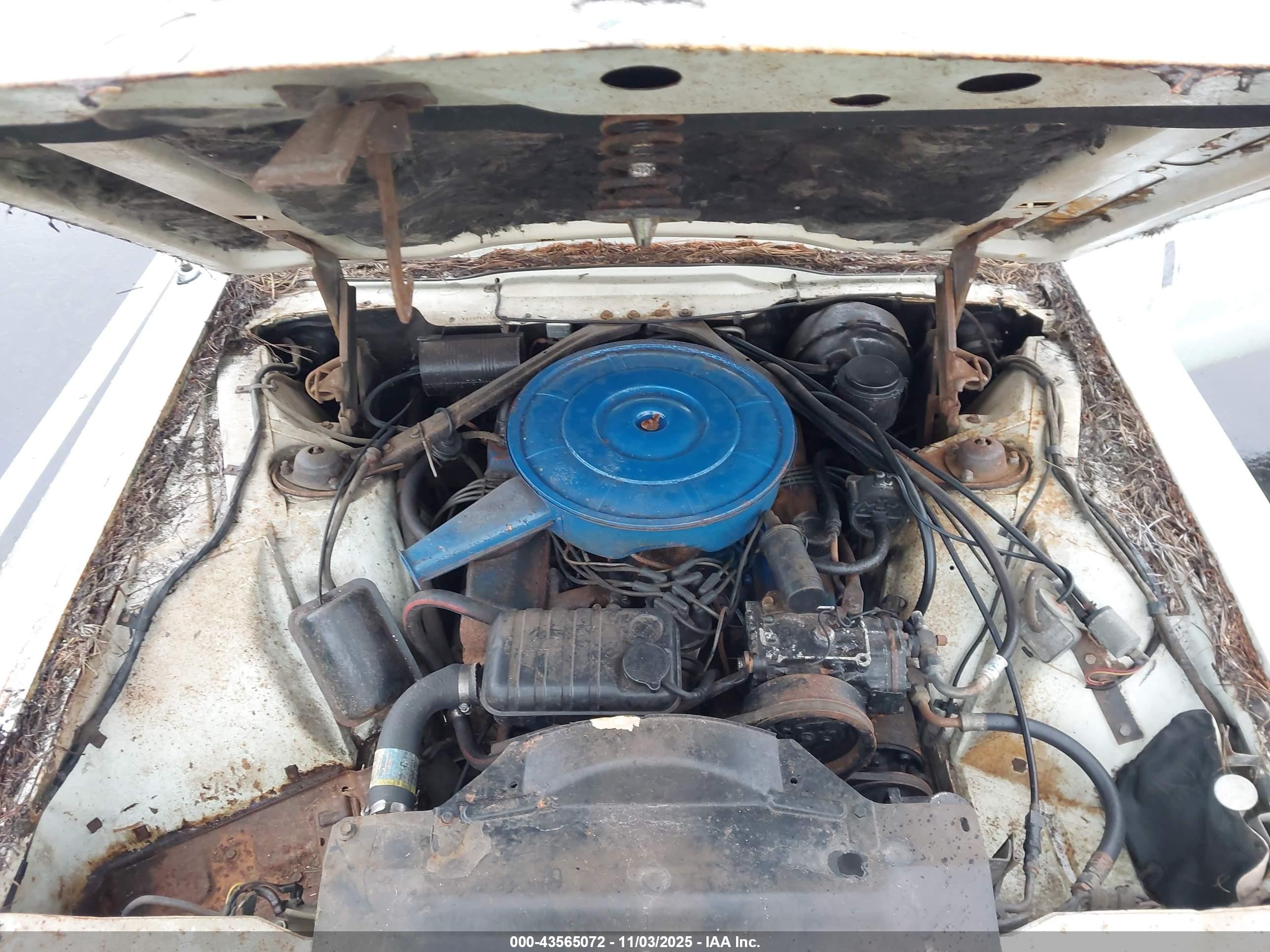 1965 Ford Thunderbird   Белый vin: 00005Y83Z151844  