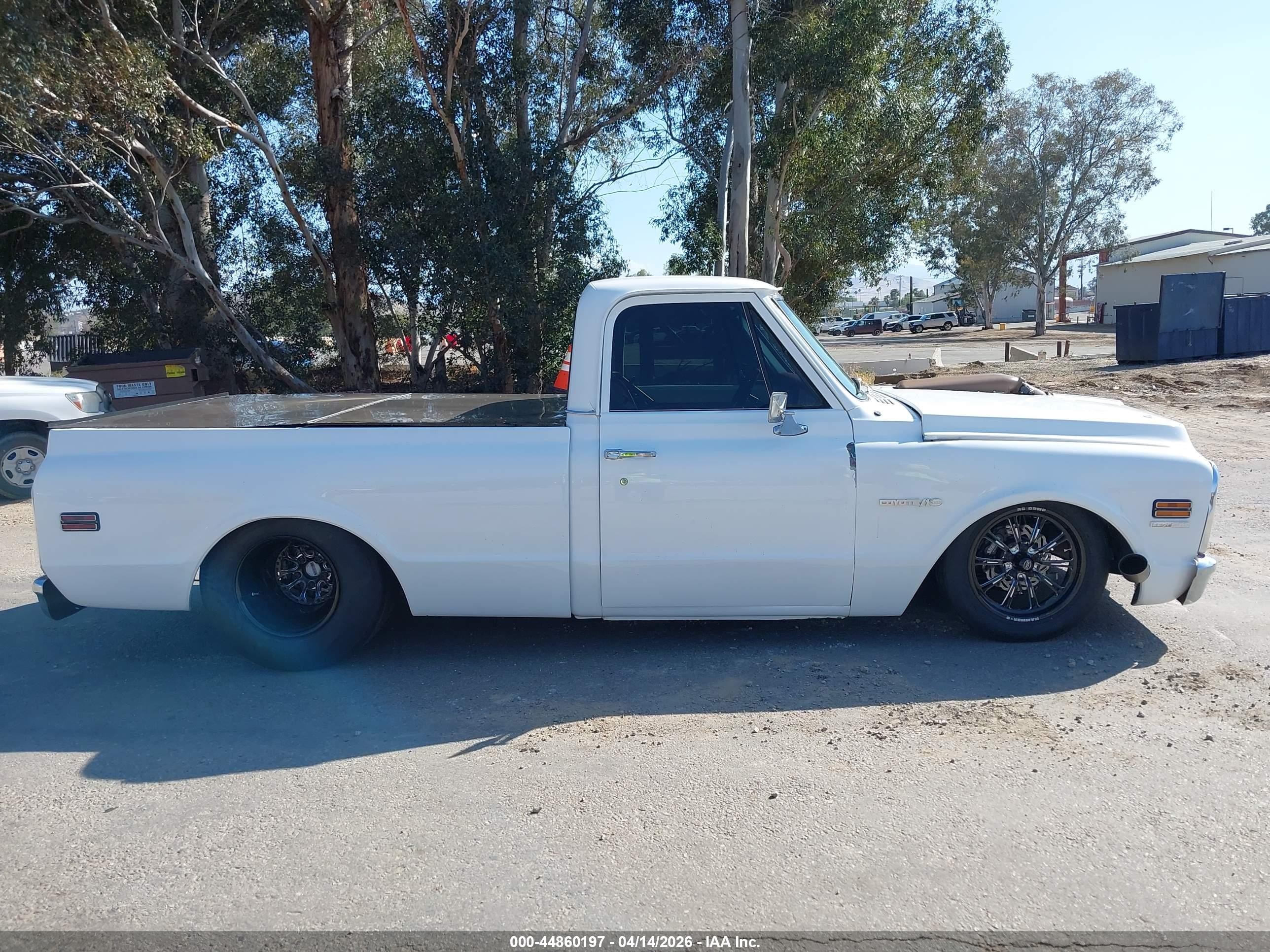 1972 Chevrolet C10 White vin: 0000CCE142B110584