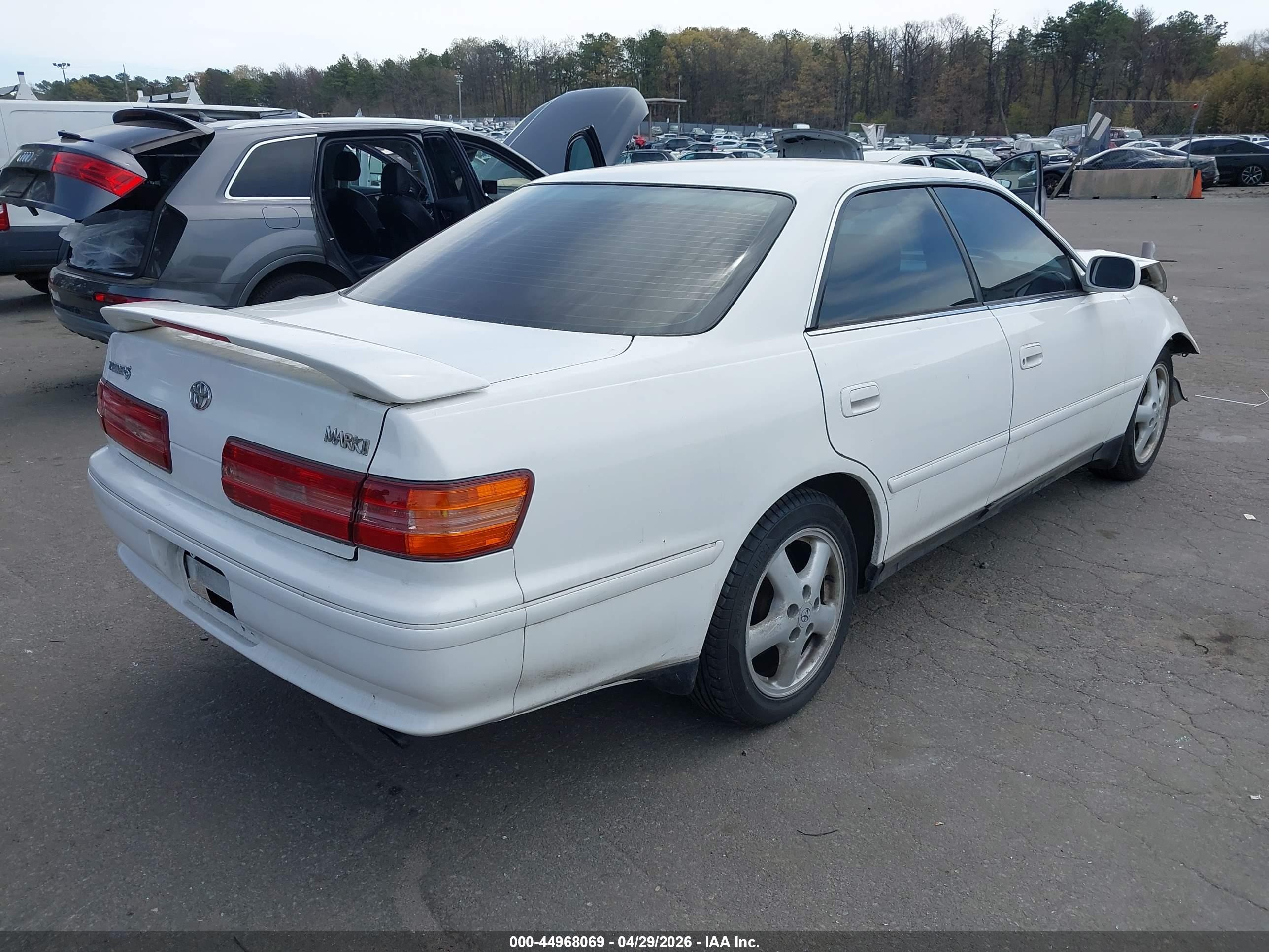 1997 Toyota Tourer   White vin: 0000JZX1006038846