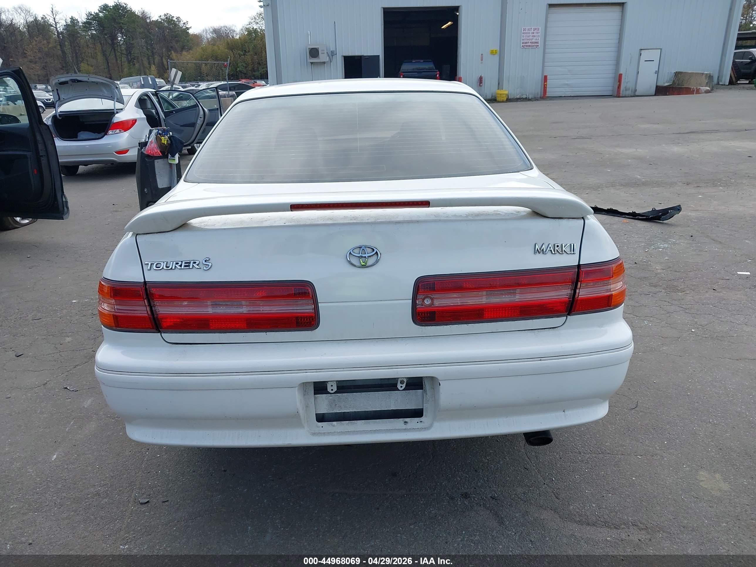 1997 Toyota Tourer   White vin: 0000JZX1006038846