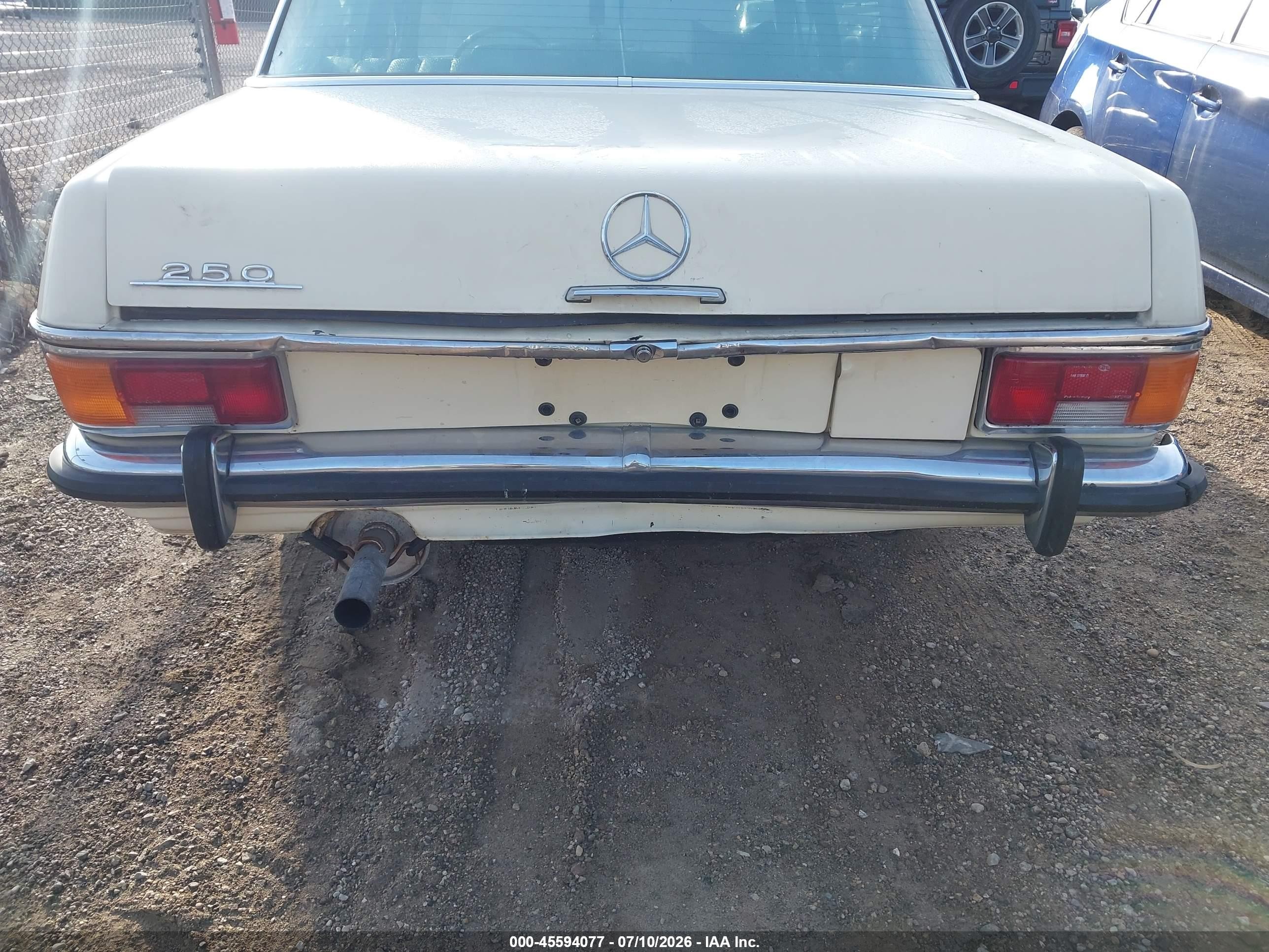 1972 Mercedes Benz Other   Maroon vin: 00011401112015334