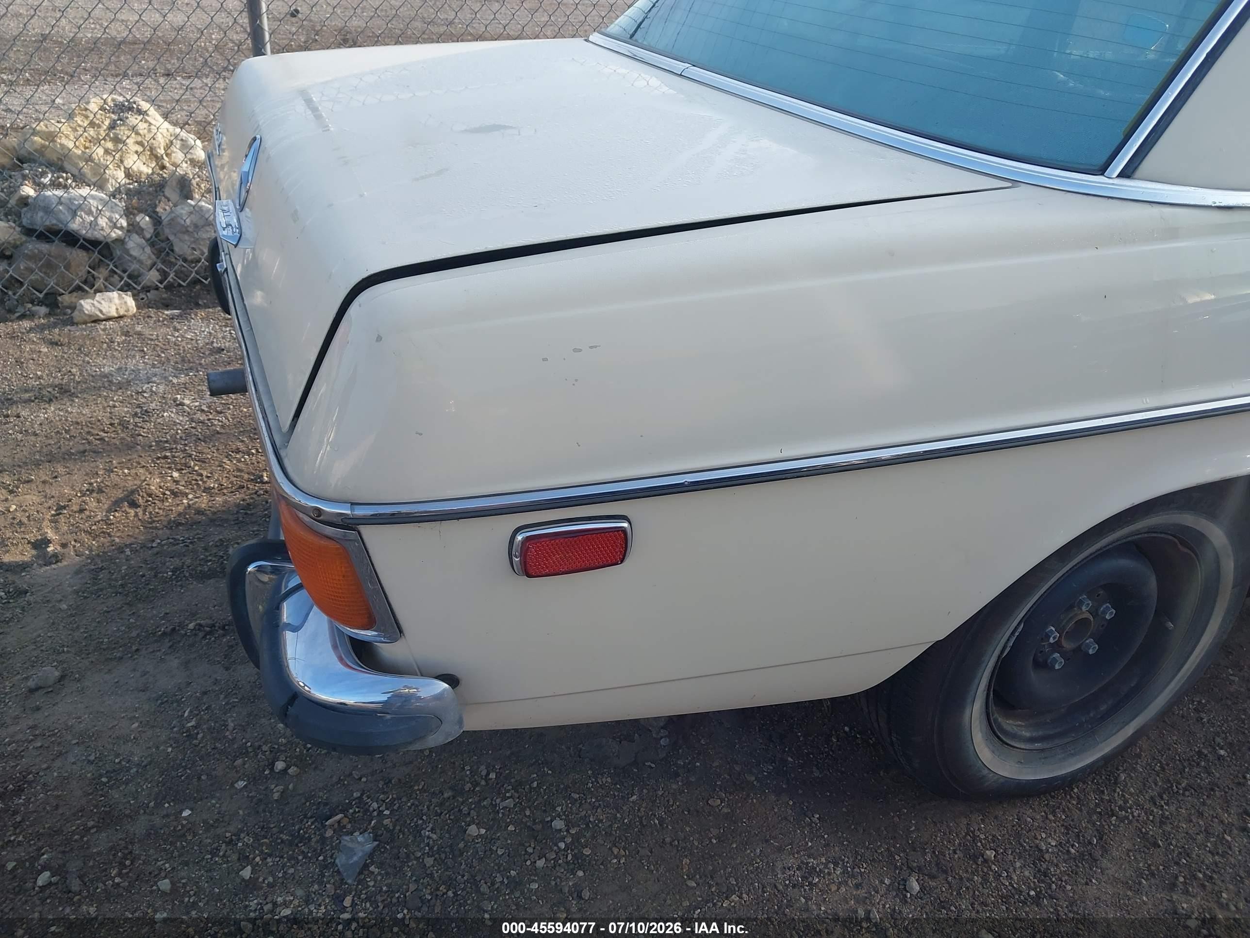 1972 Mercedes Benz Other   Maroon vin: 00011401112015334