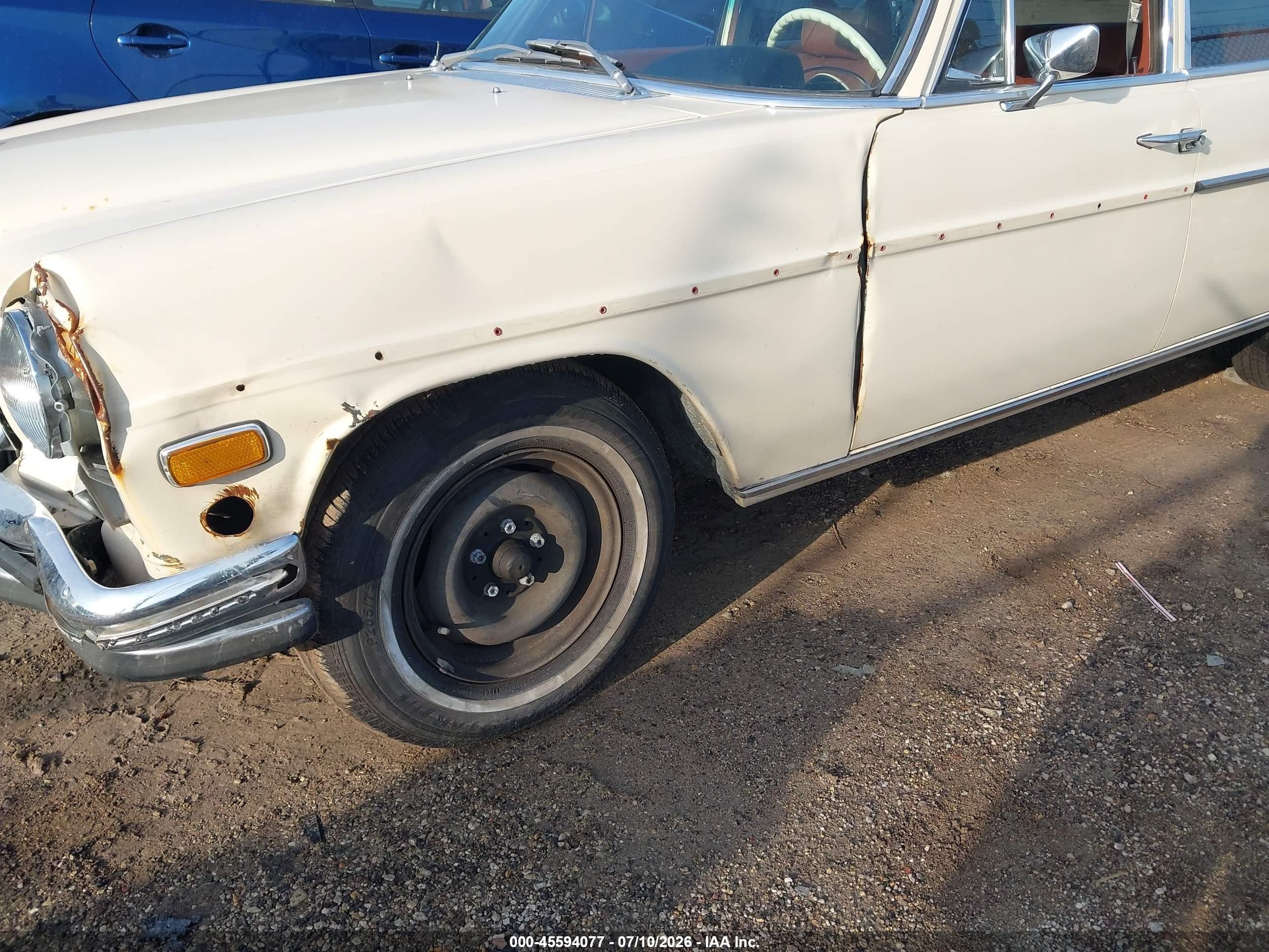 1972 Mercedes Benz Other   Maroon vin: 00011401112015334