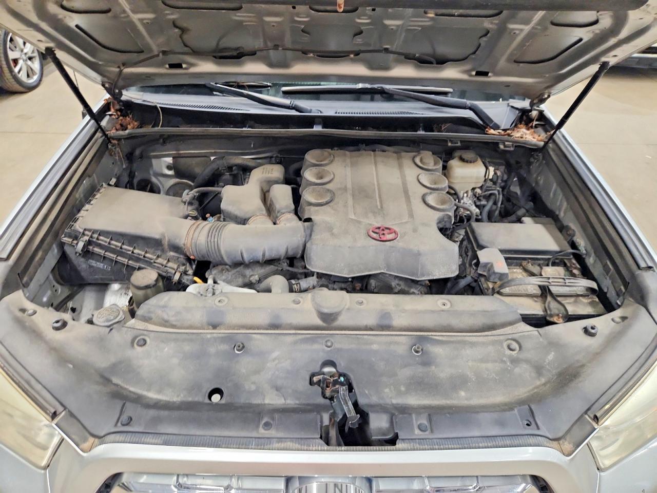 2012 Toyota 4 Runner Silver vin: JTEBU5JR1C5090205