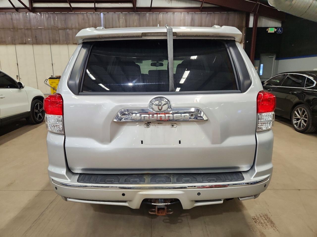 2012 Toyota 4 Runner Silver vin: JTEBU5JR1C5090205