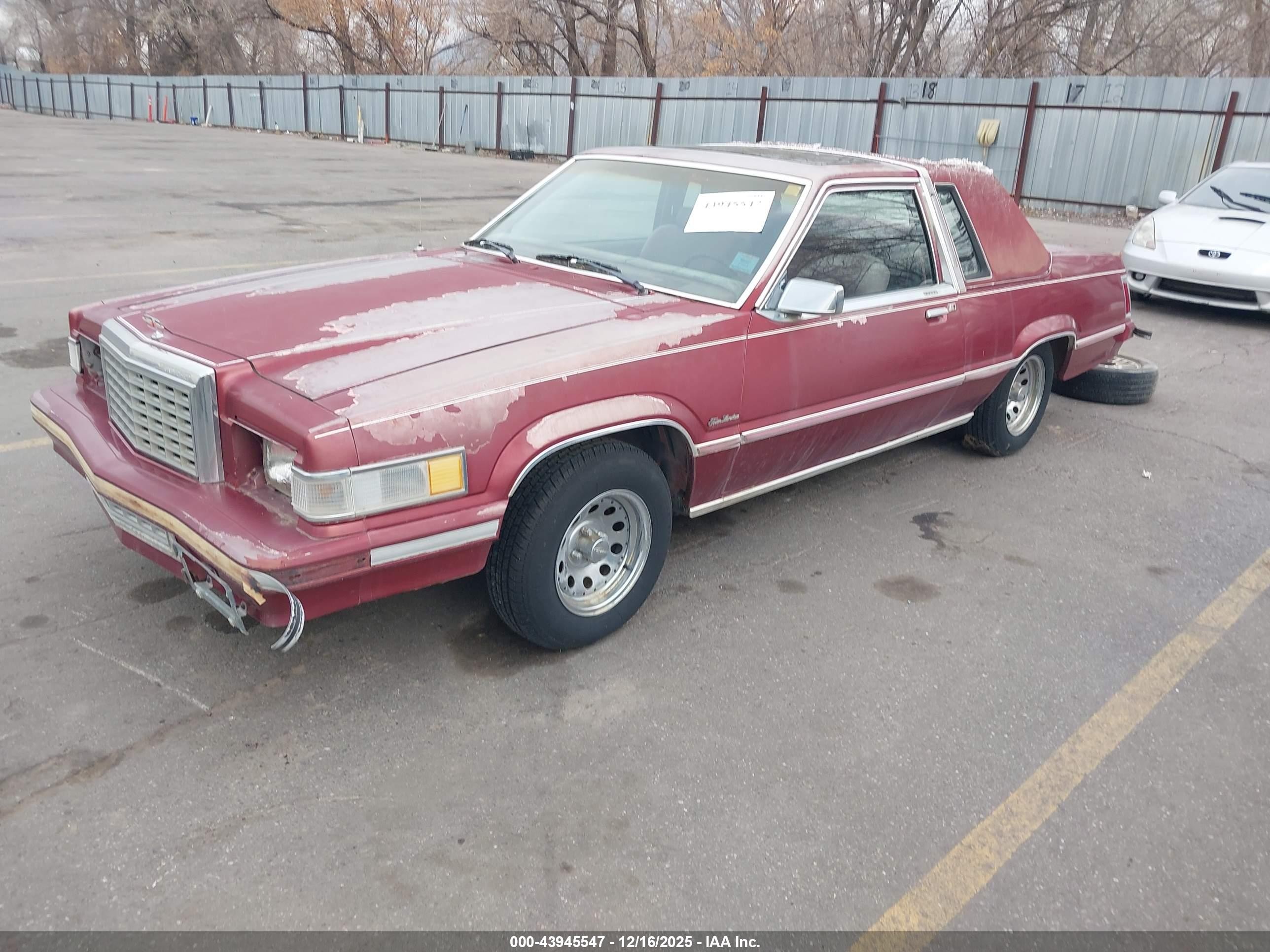 1980 Ford Thunderbird   Красный vin: 0G87F129695      