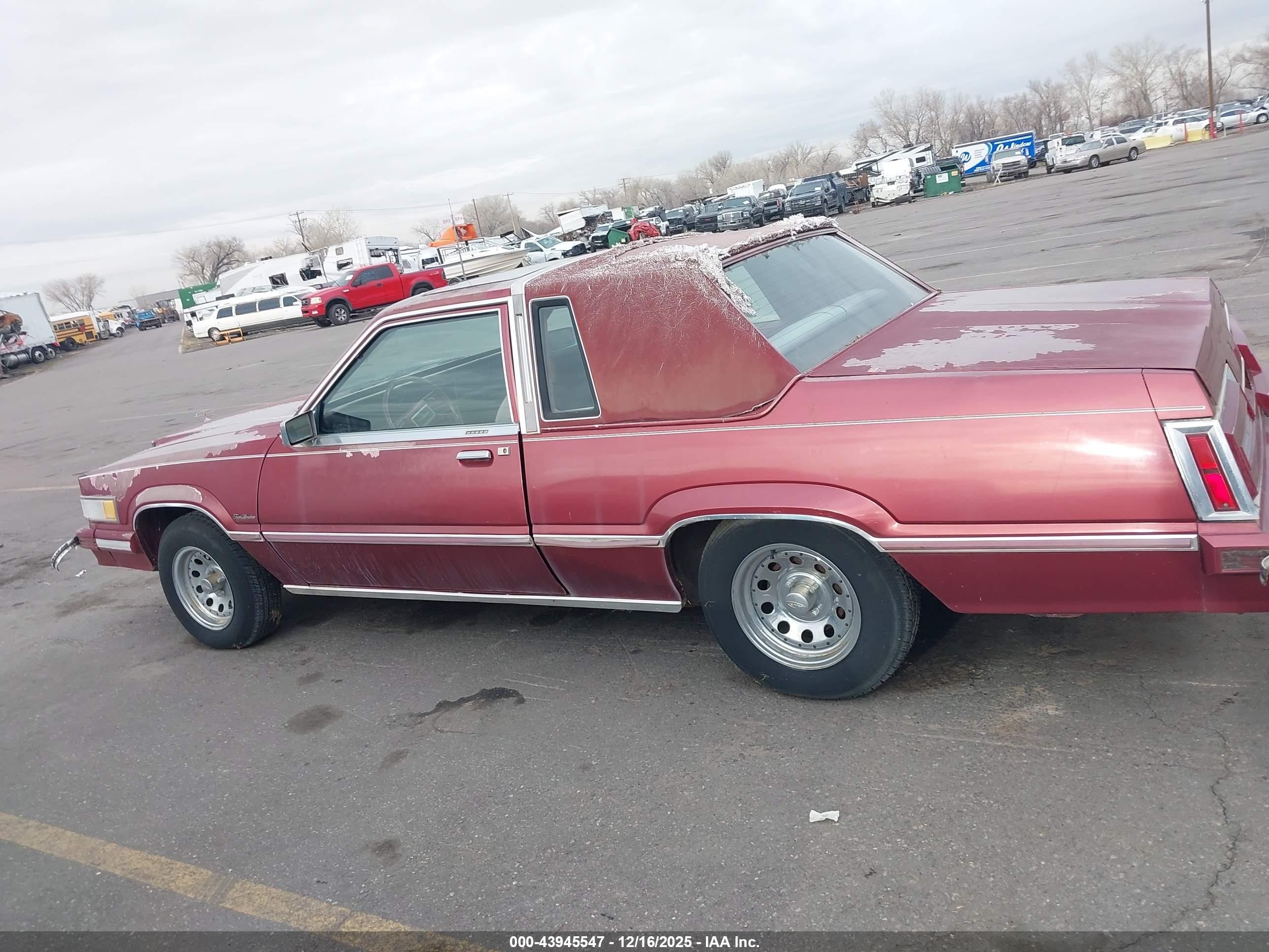 1980 Ford Thunderbird   Красный vin: 0G87F129695      