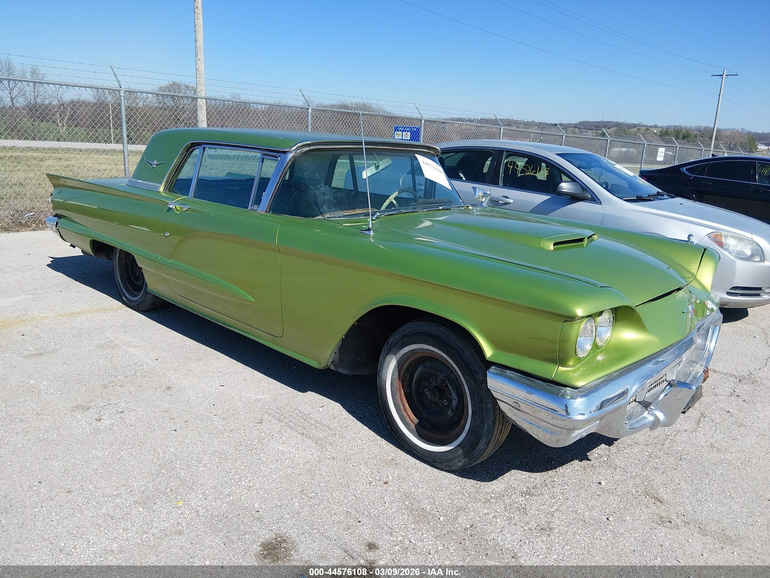 1960 Ford Thunderbird   Зеленый vin: 0Y71Y166846      