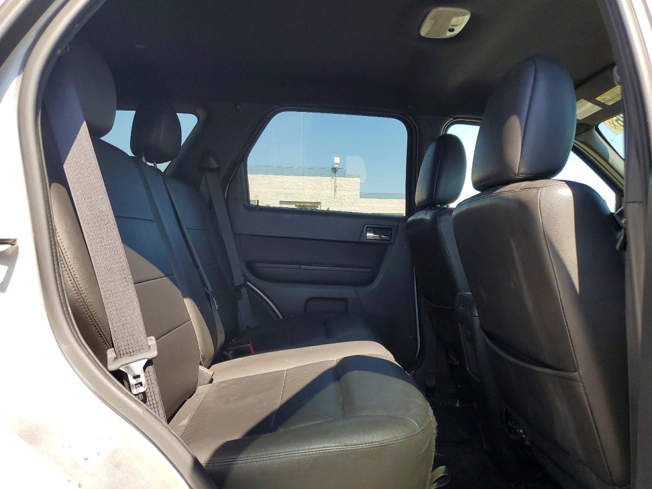 2011 Ford Escape Limited Silver vin: 1FMCU0EG2BKA69122
