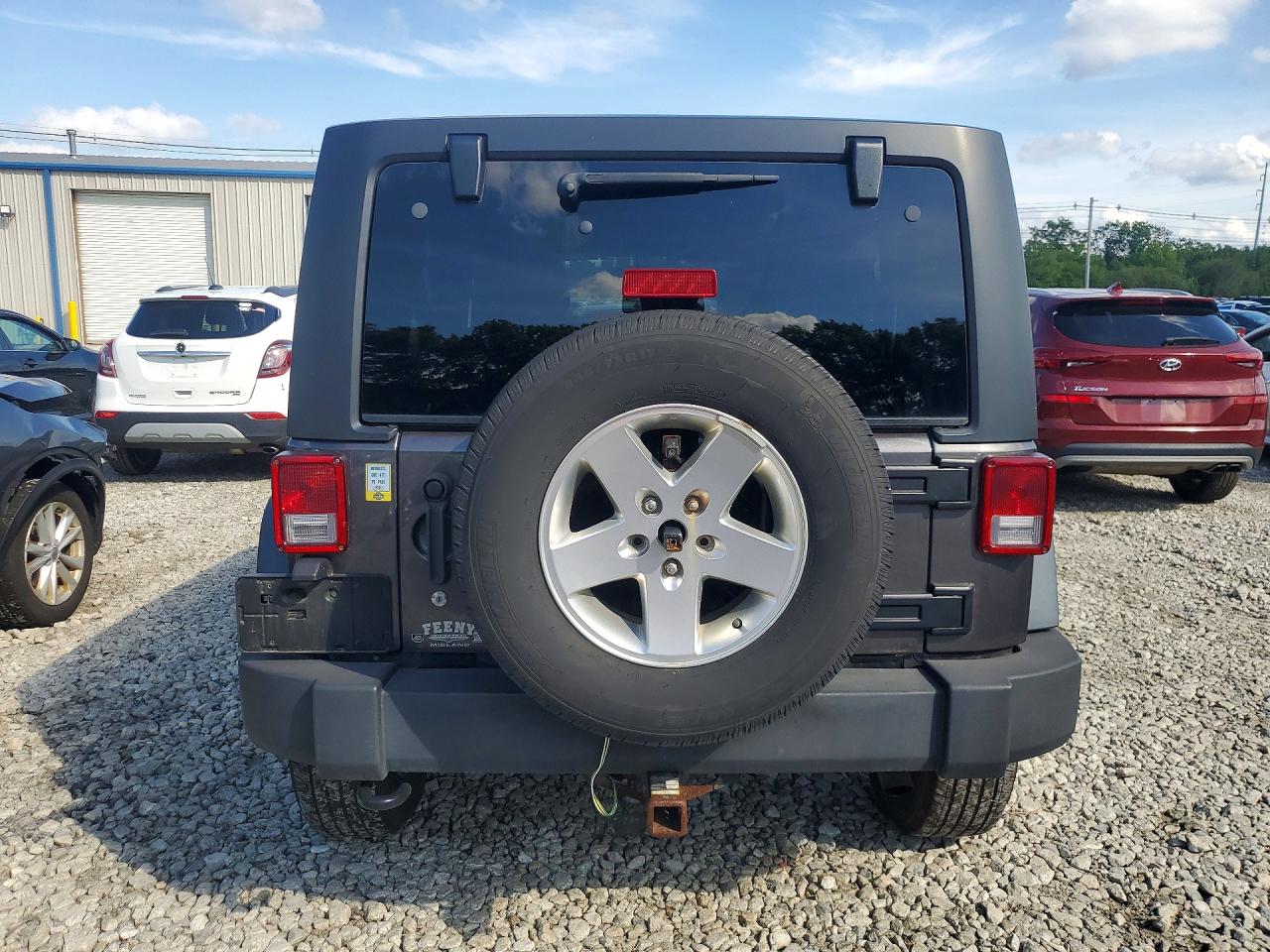 2014 Jeep Wrangler Unlimited Sport Gray vin: 1C4BJWDG2EL289436