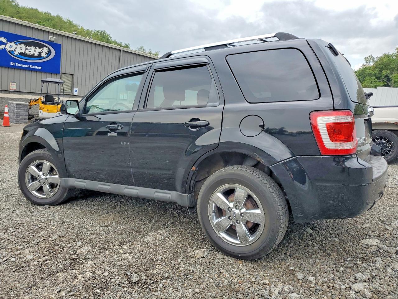 2010 Ford Escape Limited Черный vin: 1FMCU9EG0AKC47645