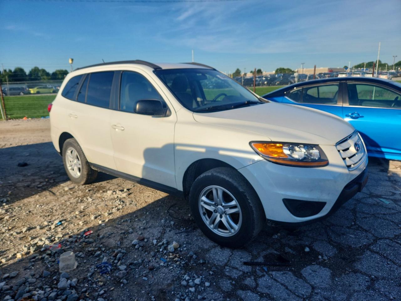 2010 Hyundai Santa Fe Gls White vin: 5NMSGDAB6AH351461