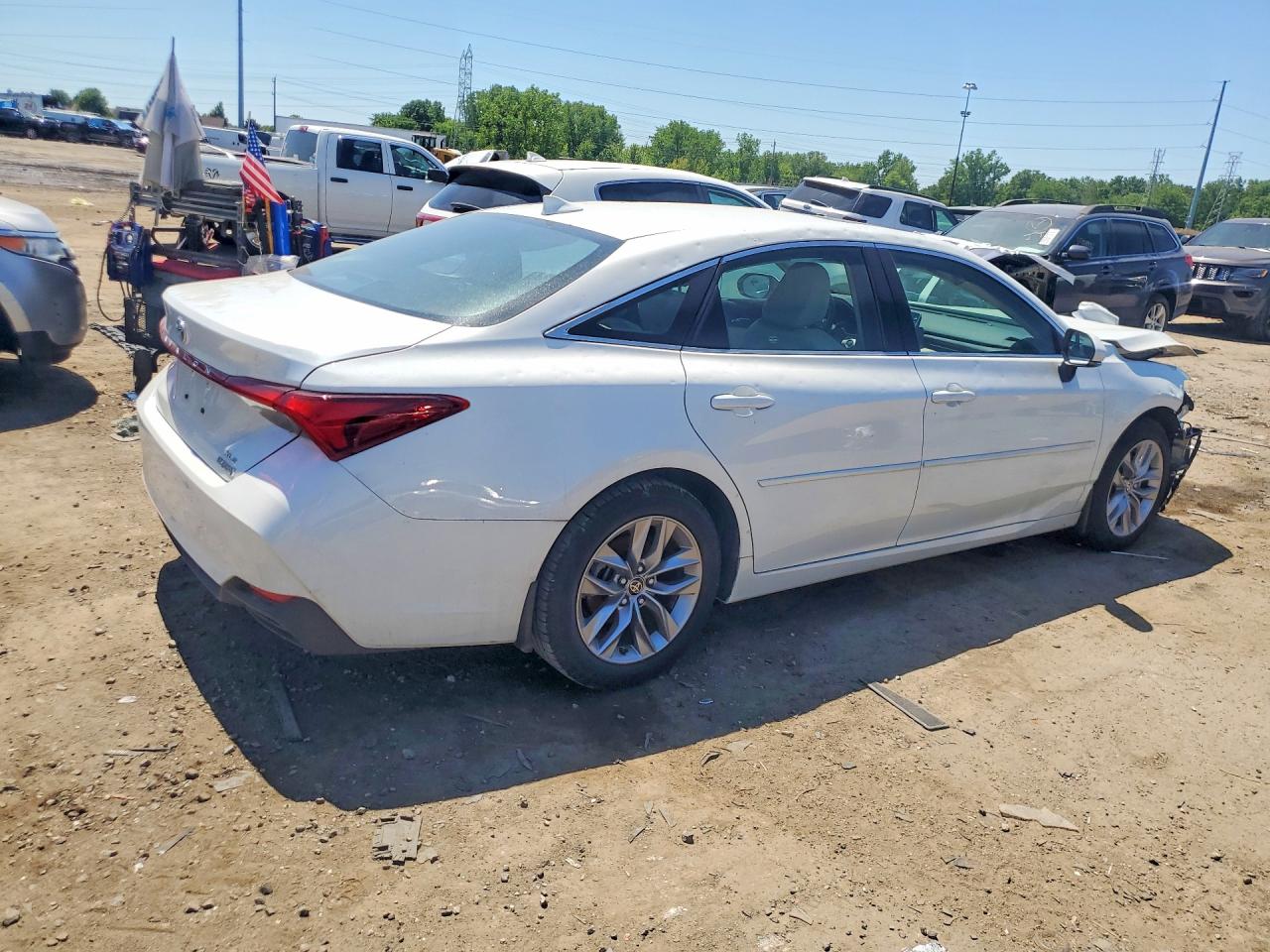 2022 Toyota Avalon Xle White vin: 4T1AA1AB4NU014048